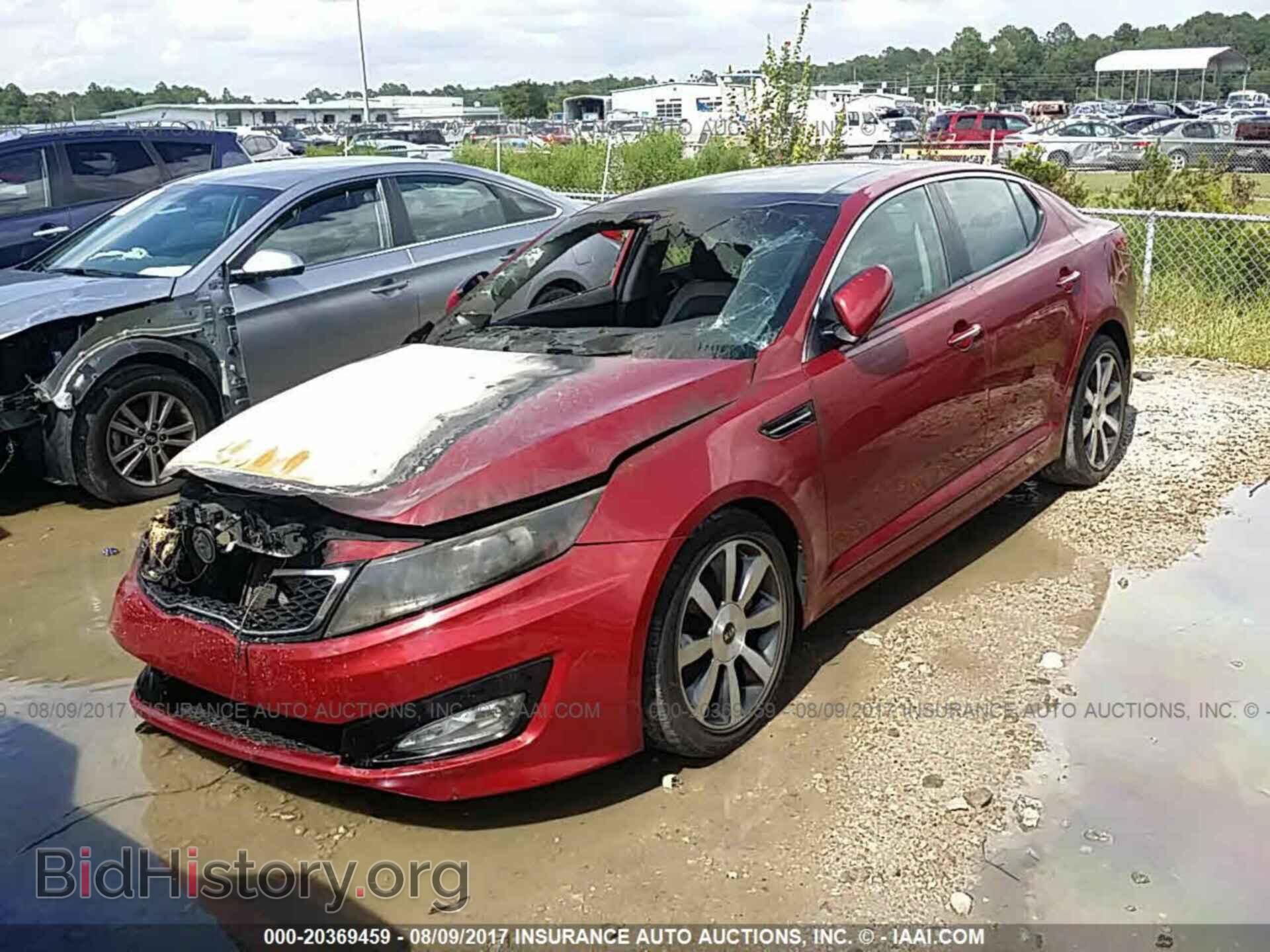2011 Kia Optima - VIN: KNAGR4A65B5093521 - Фото 2