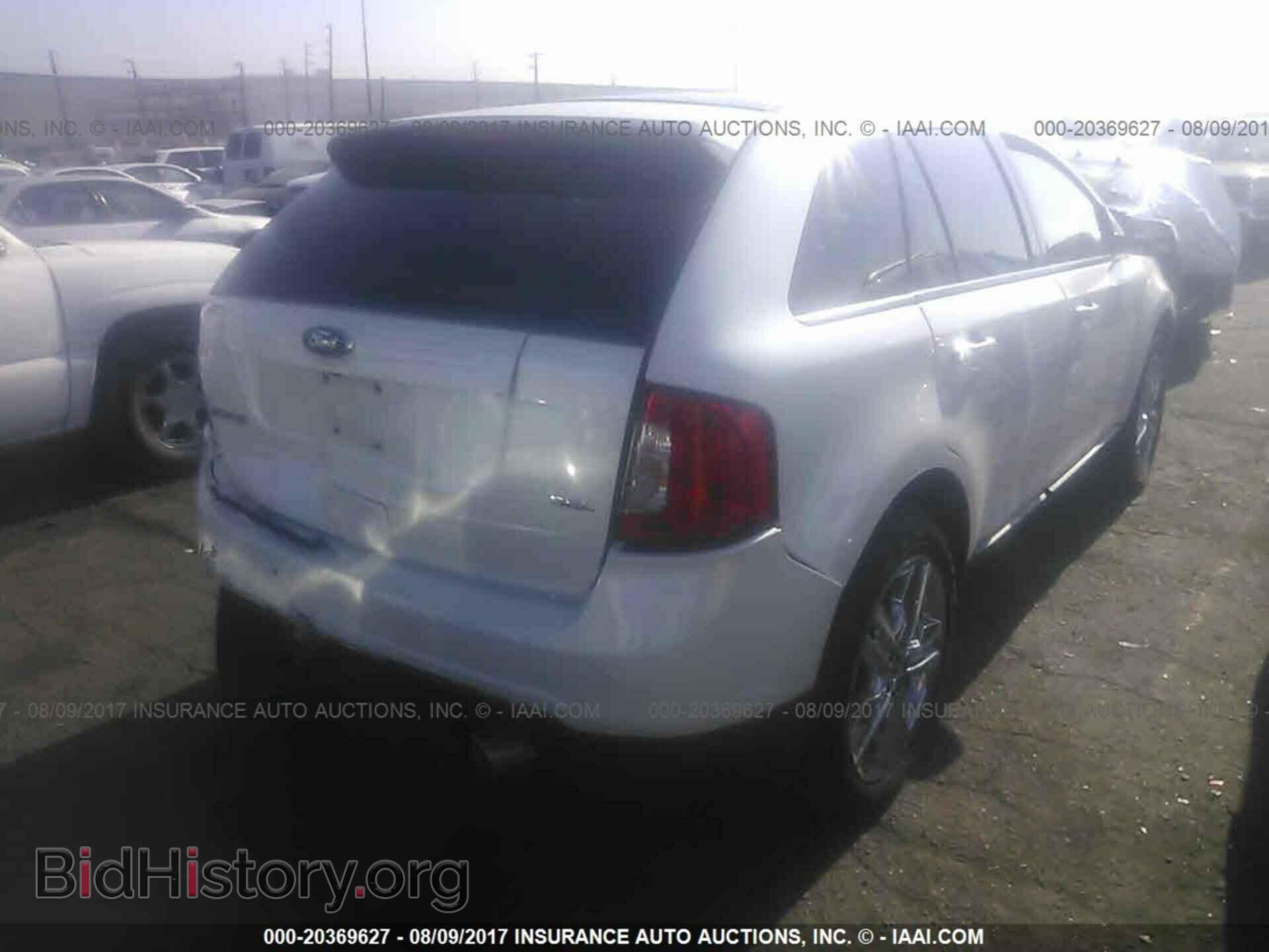 2012 Ford Edge - VIN: 2FMDK3JC0CBA15800 - Photo 4