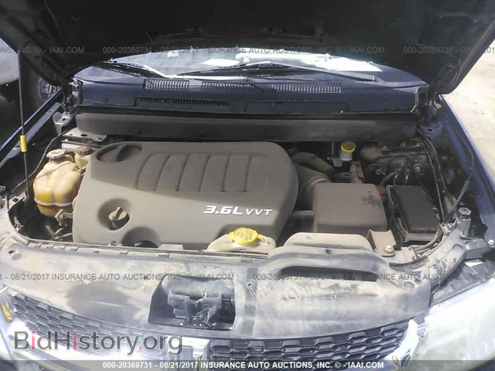 2011 Dodge Journey - VIN: 3D4PH1FG3BT520963 - Photo 10