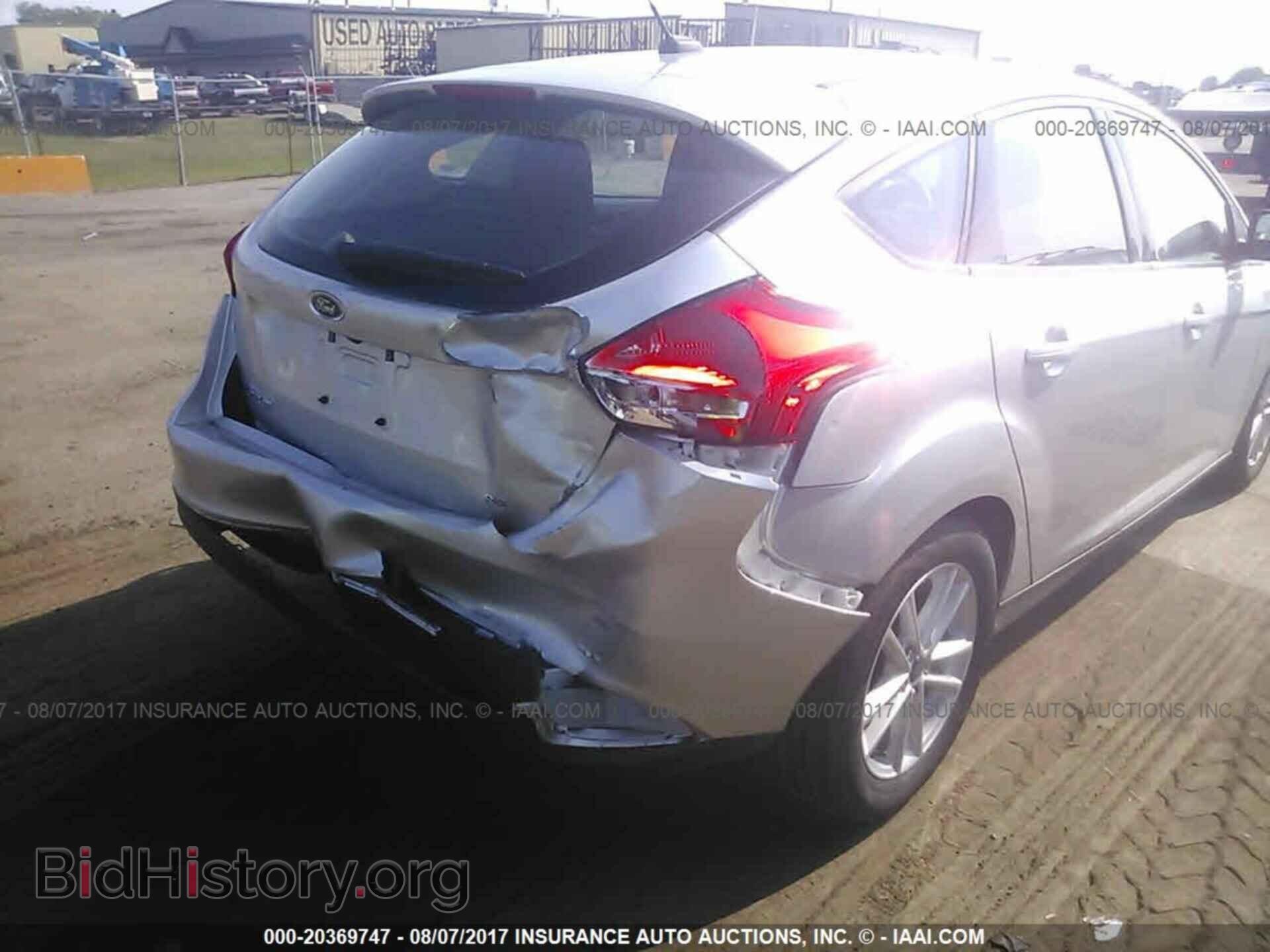 2017 Ford Focus - VIN: 1FADP3K26HL267902 - Photo 6