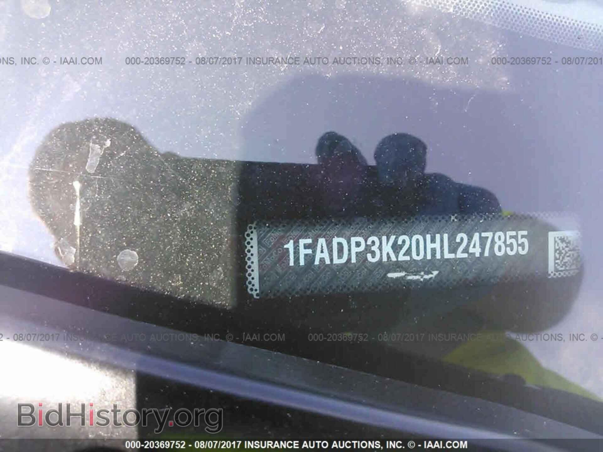 2017 Ford Focus - VIN: 1FADP3K20HL247855 - Photo 9