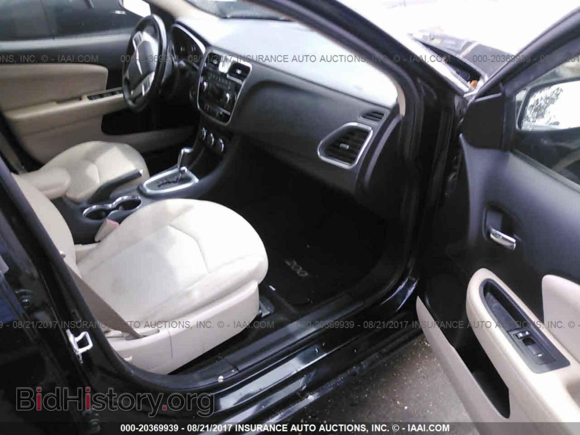 2011 Chrysler 200 - VIN: 1C3BC1FG4BN550113 - Фото 5