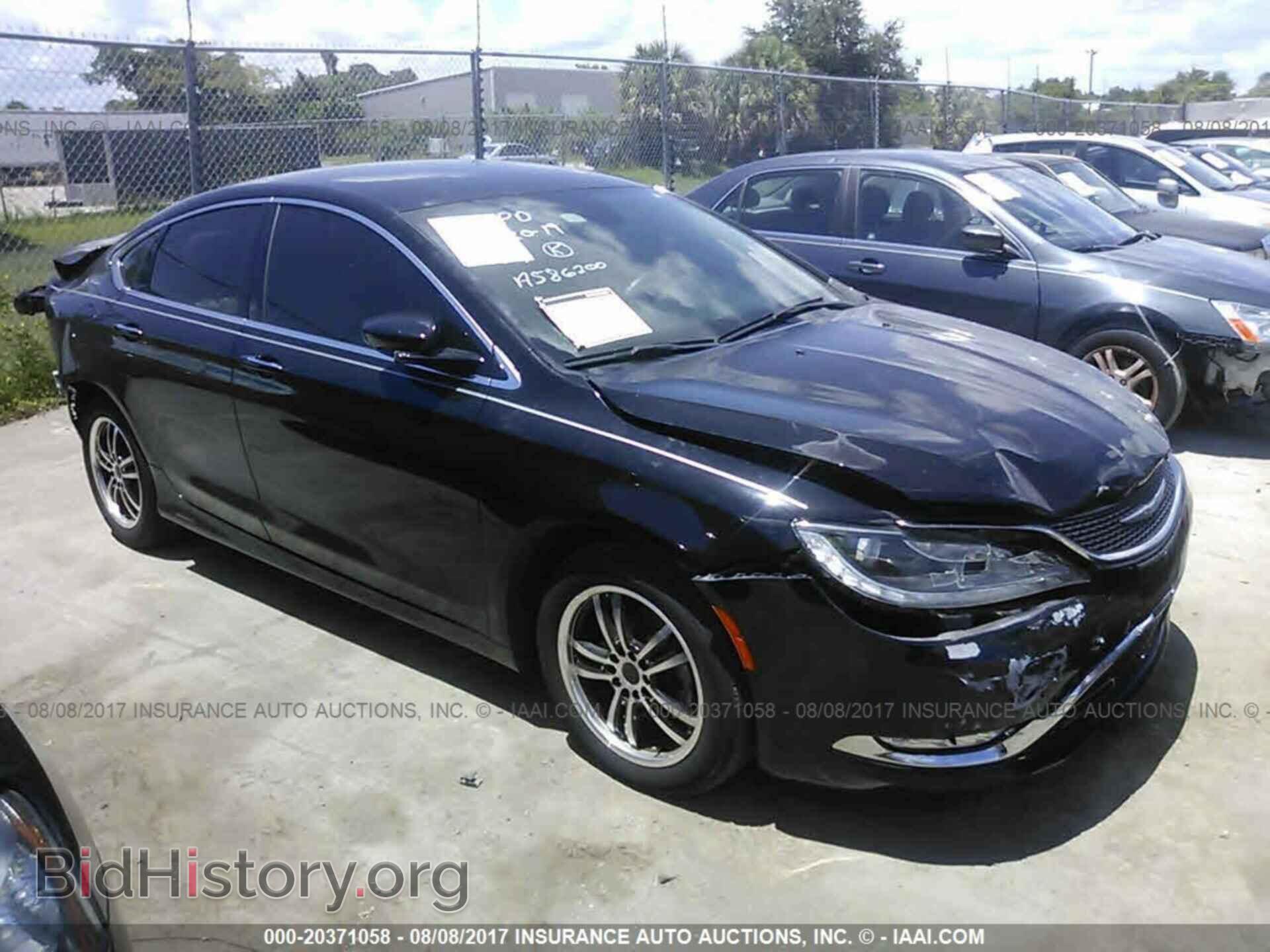 Photo 1C3CCCCB9FN542376 - Chrysler 200 2015