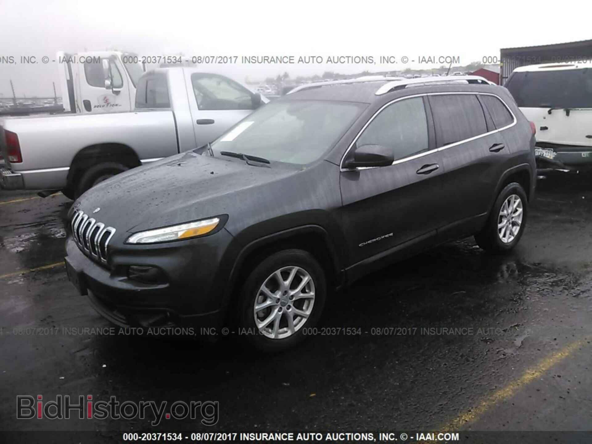 2015 Jeep Cherokee - VIN: 1C4PJMCB2FW551293 - Photo 2