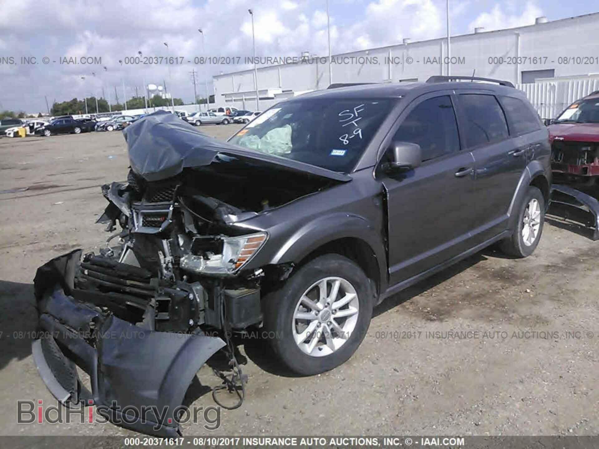2013 Dodge Journey - VIN: 3C4PDCBGXDT614108 - Фото 2