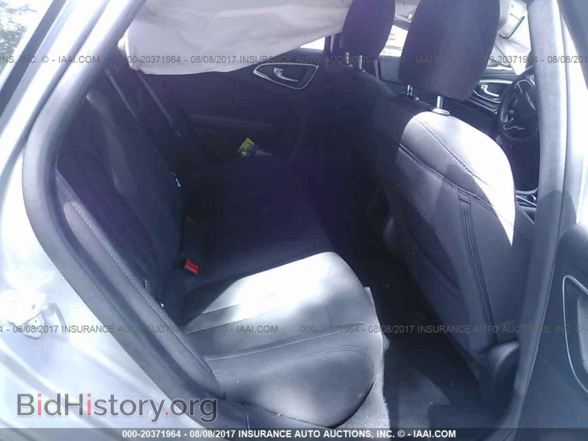 2016 Chrysler 200 - VIN: 1C3CCCAB6GN126970 - Photo 8