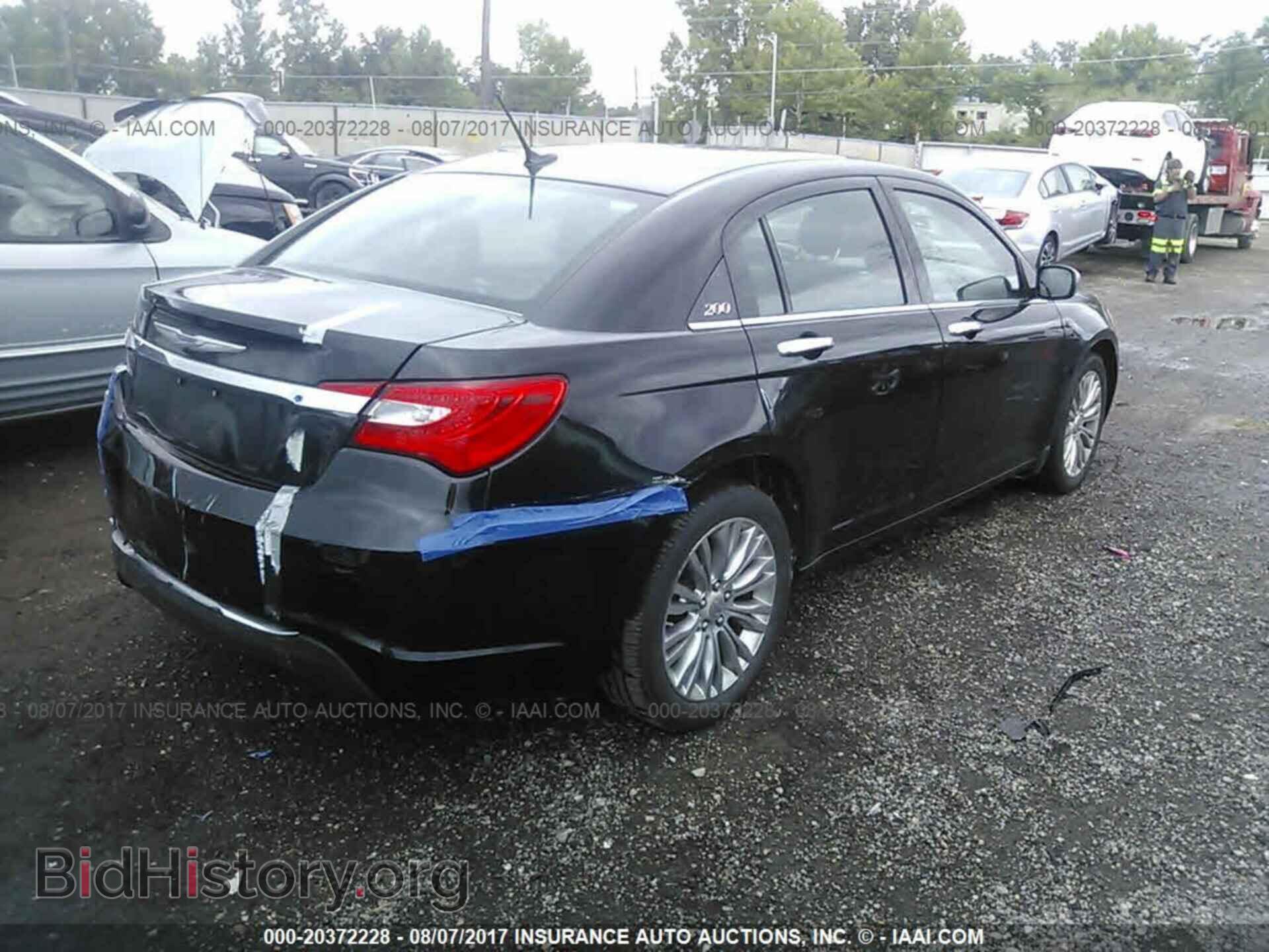 2012 CHRYSLER 200 - VIN: 1C3CCBCG1CN327141 - Фото 4