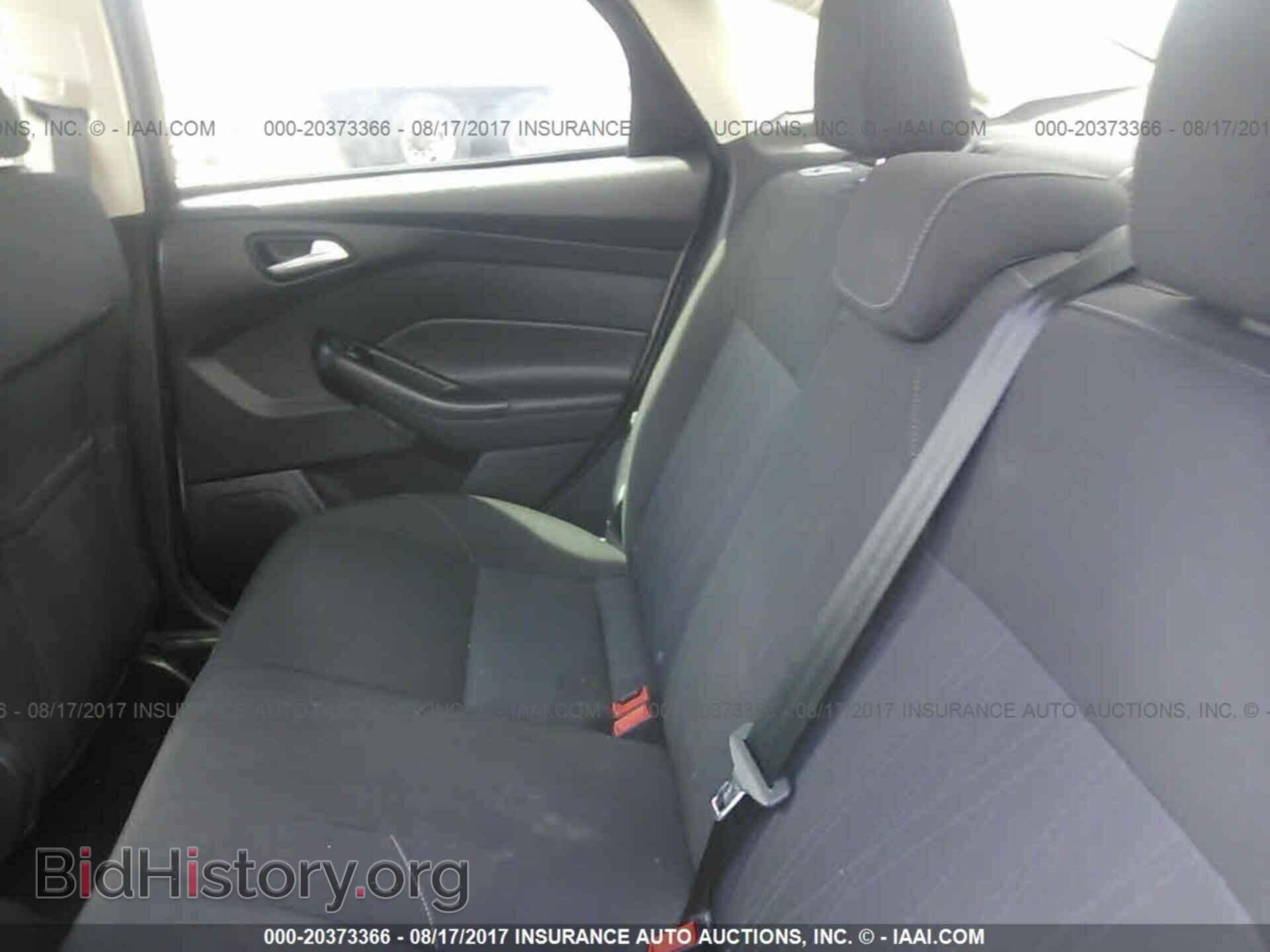 2015 Ford Focus - VIN: 1FADP3F21FL219439 - Photo 8