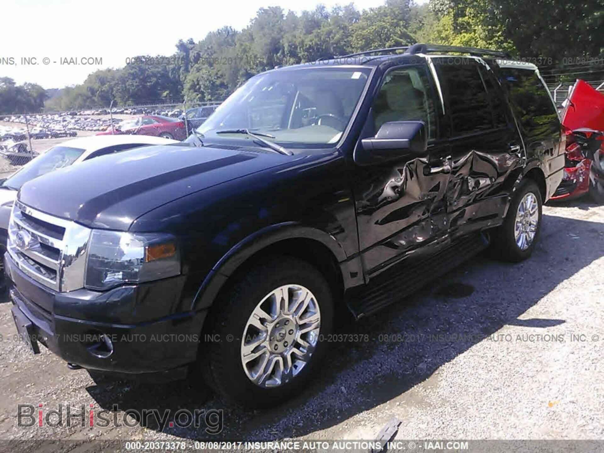 2011 Ford Expedition - VIN: 1FMJU2A55BEF29556 - Photo 2