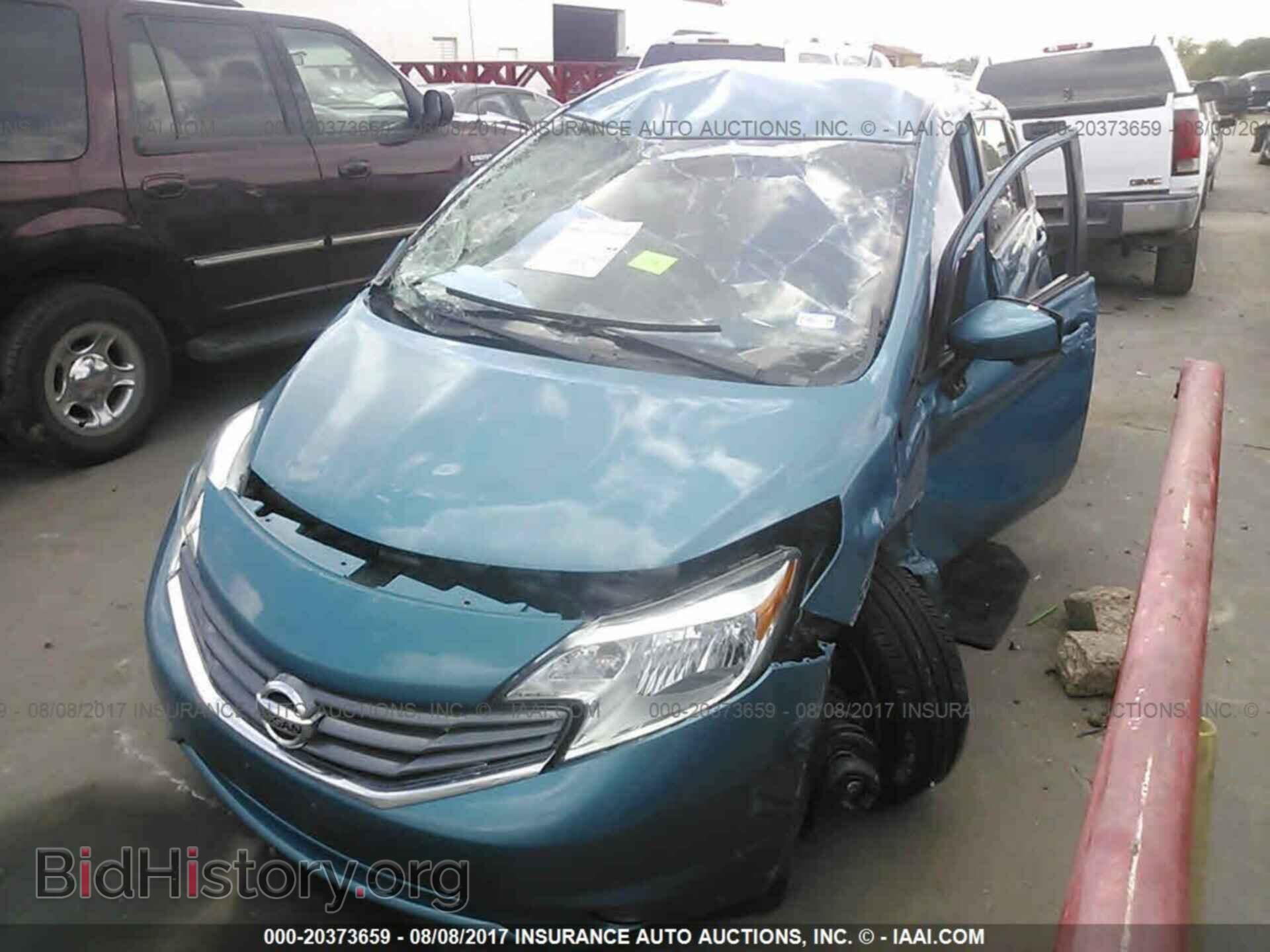 2016 Nissan Versa note - VIN: 3N1CE2CP2GL398072 - Фото 2