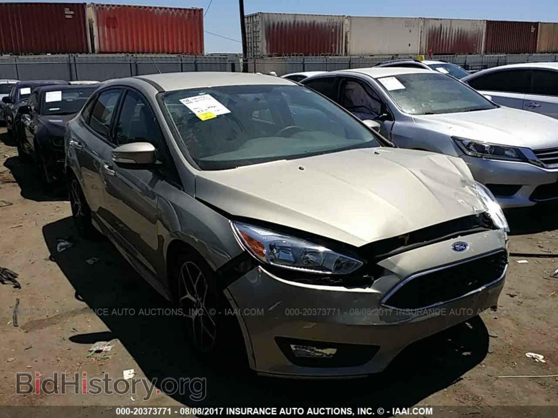 Photo 1FADP3F21GL301561 - Ford Focus 2016