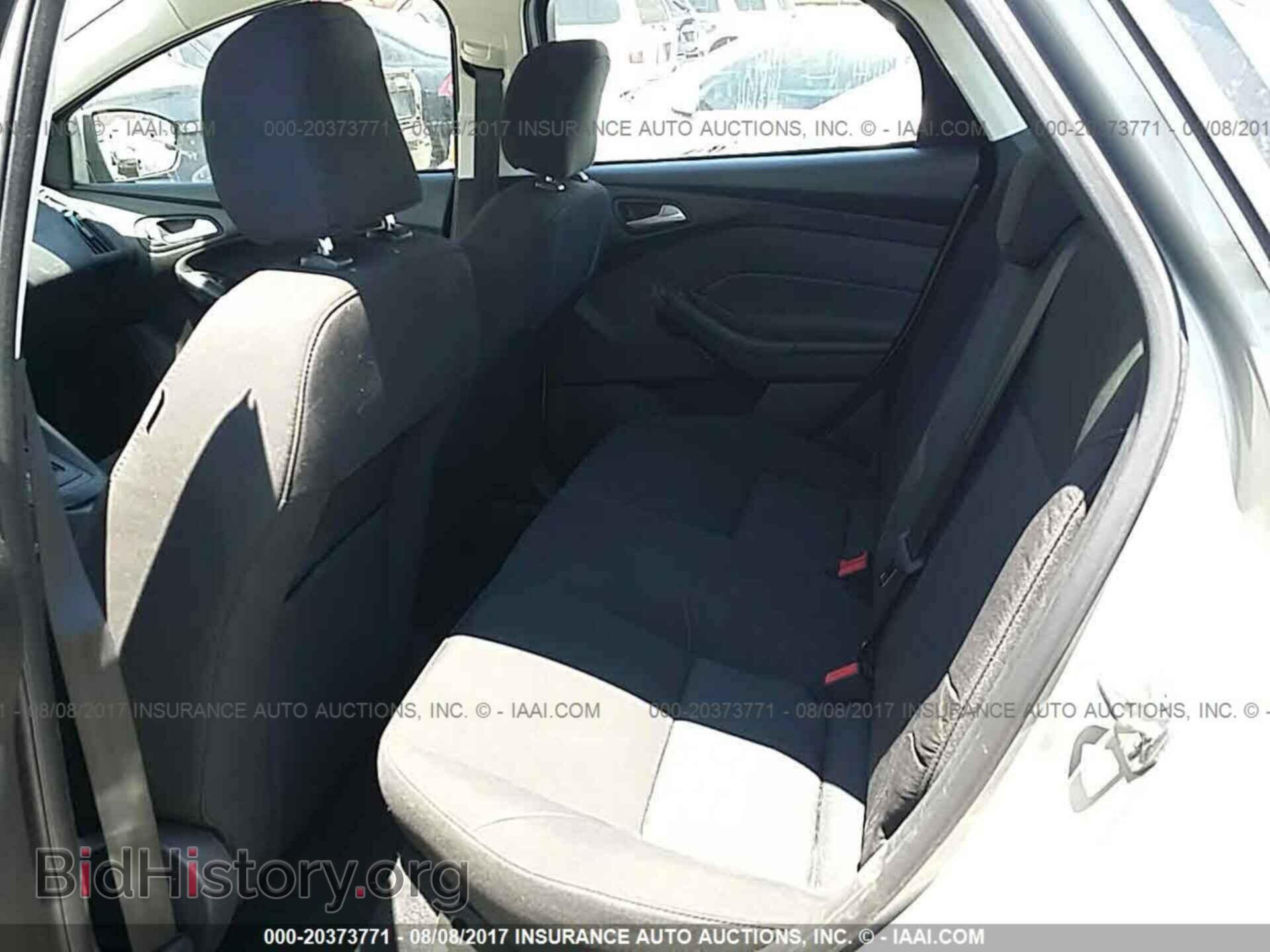 2016 Ford Focus - VIN: 1FADP3F21GL301561 - Фото 8