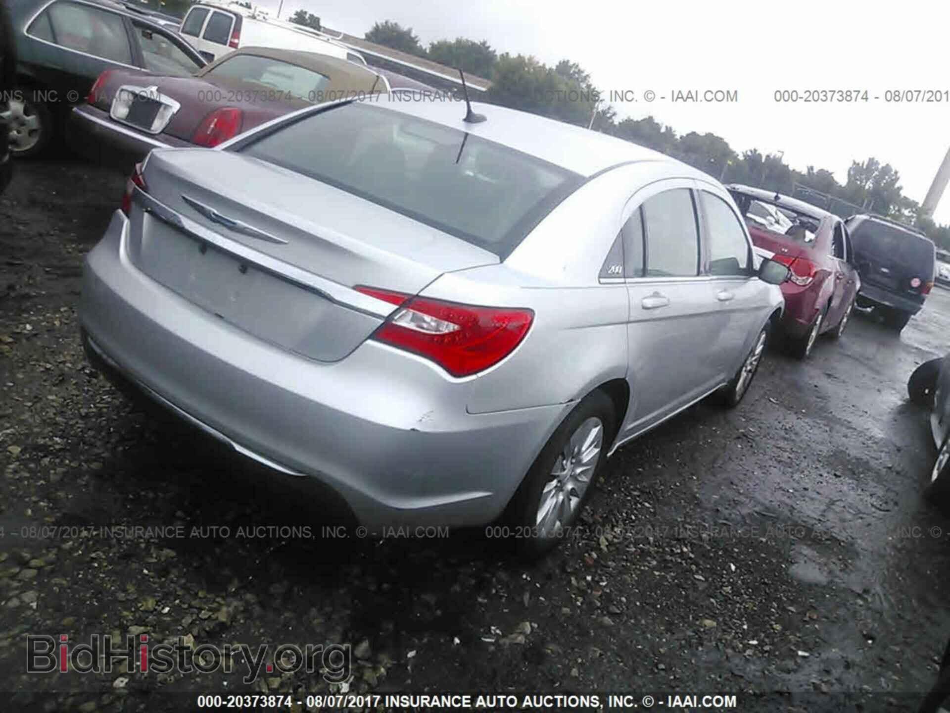 2011 Chrysler 200 - VIN: 1C3BC4FB1BN586248 - Photo 4