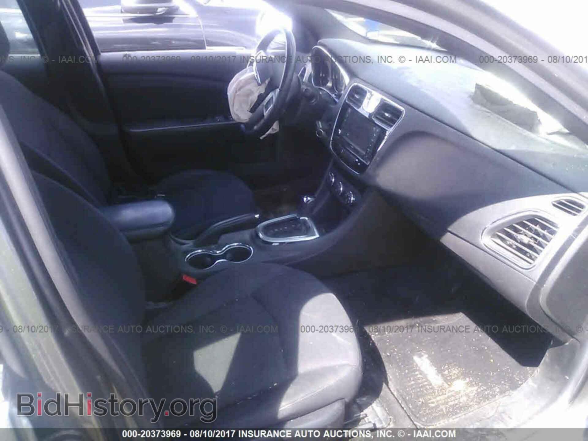 2012 Chrysler 200 - VIN: 1C3CCBBG2CN283006 - Photo 5