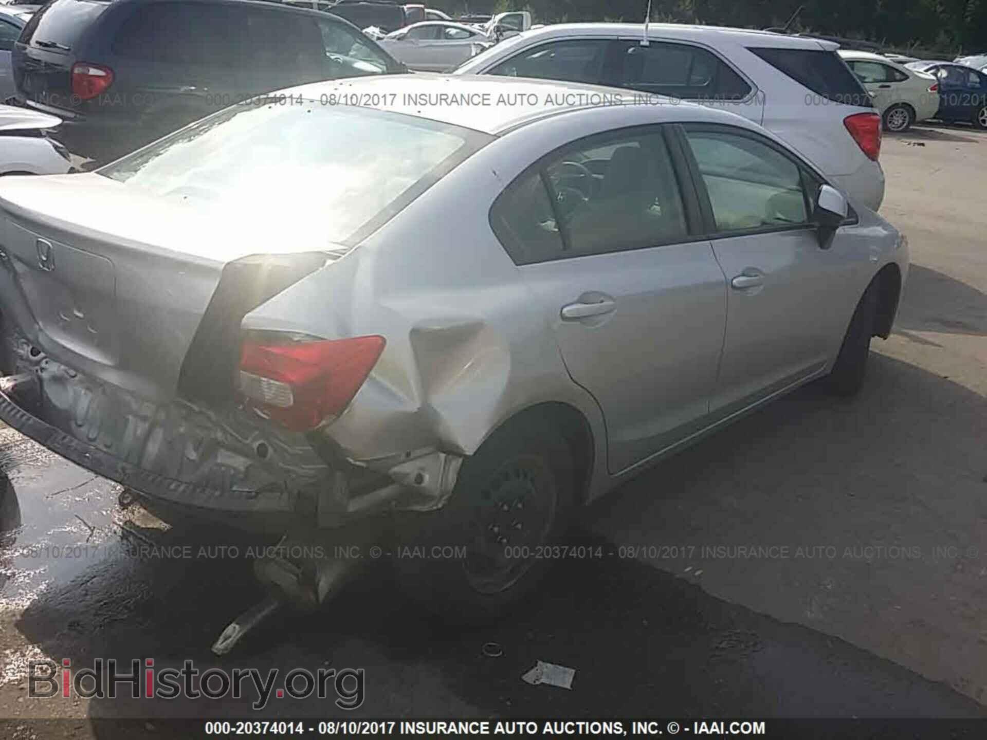 2012 Honda Civic - VIN: 19XFB2F56CE022888 - Photo 4