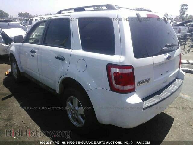 2011 Ford Escape - VIN: 1FMCU0D78BKC54549 - Photo 3
