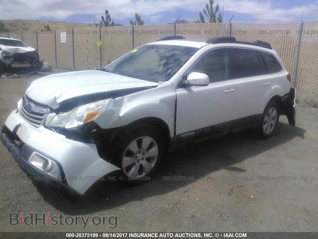 2011 Subaru Outback - VIN: 4S4BRBGC5B3438472 - Фото 2