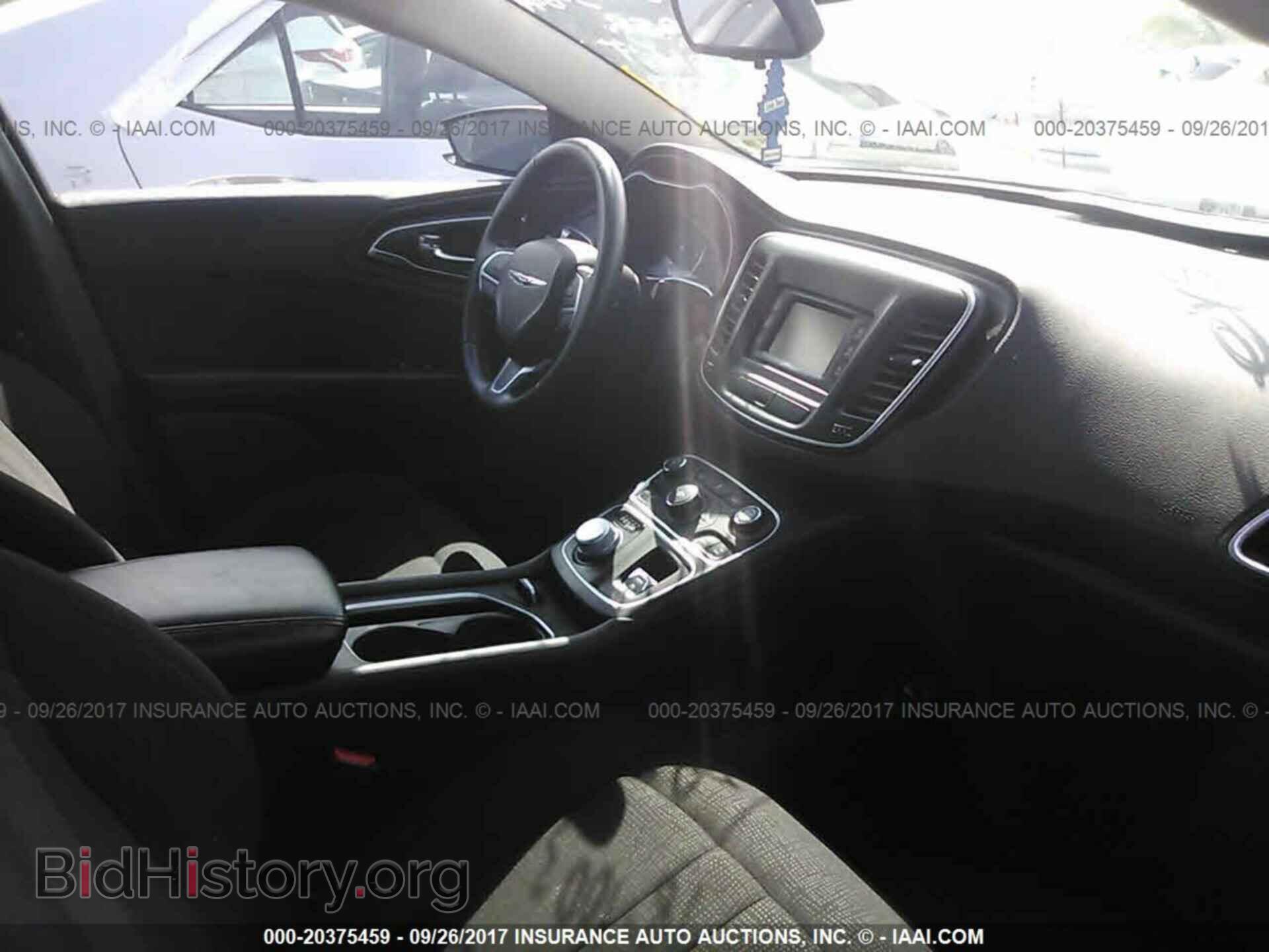 2015 Chrysler 200 - VIN: 1C3CCCAB9FN631514 - Photo 5