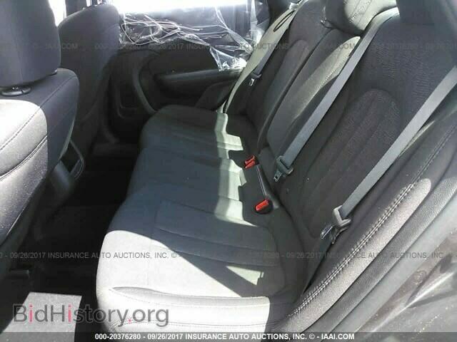 2015 Chrysler 200 - VIN: 1C3CCCABXFN738975 - Photo 8