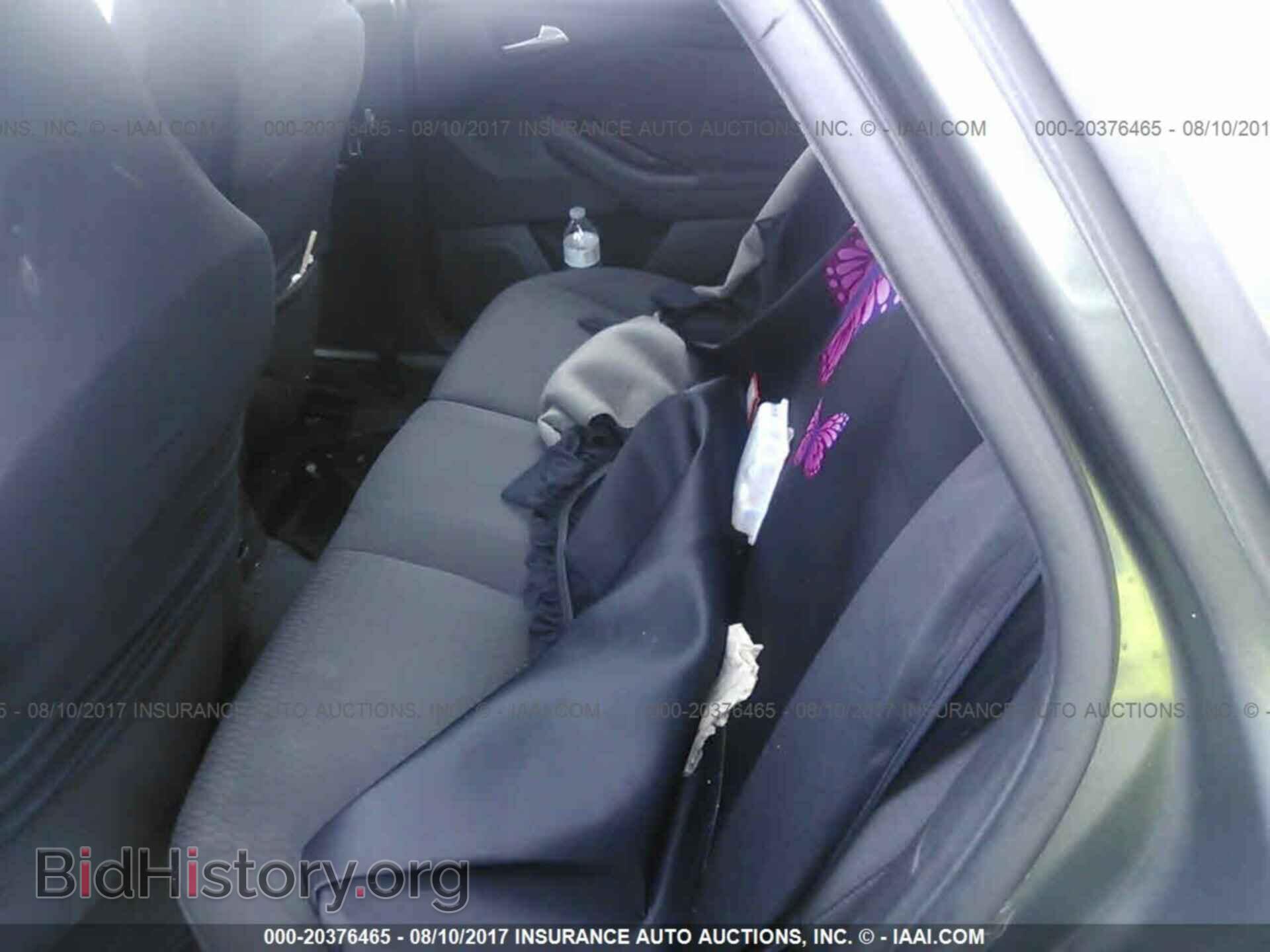 2012 Ford Focus - VIN: 1FAHP3M23CL382724 - Photo 8