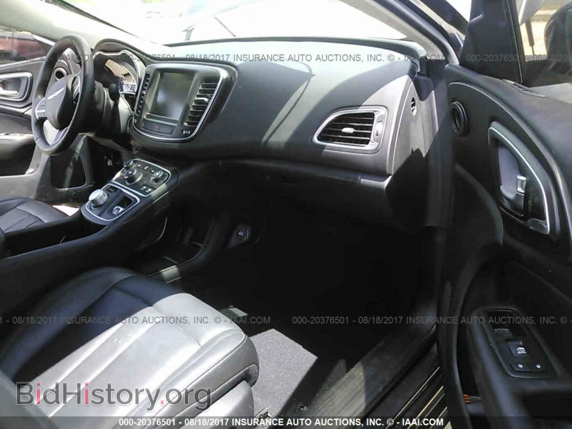 2017 Chrysler 200 - VIN: 1C3CCCAB1HN502590 - Фото 5