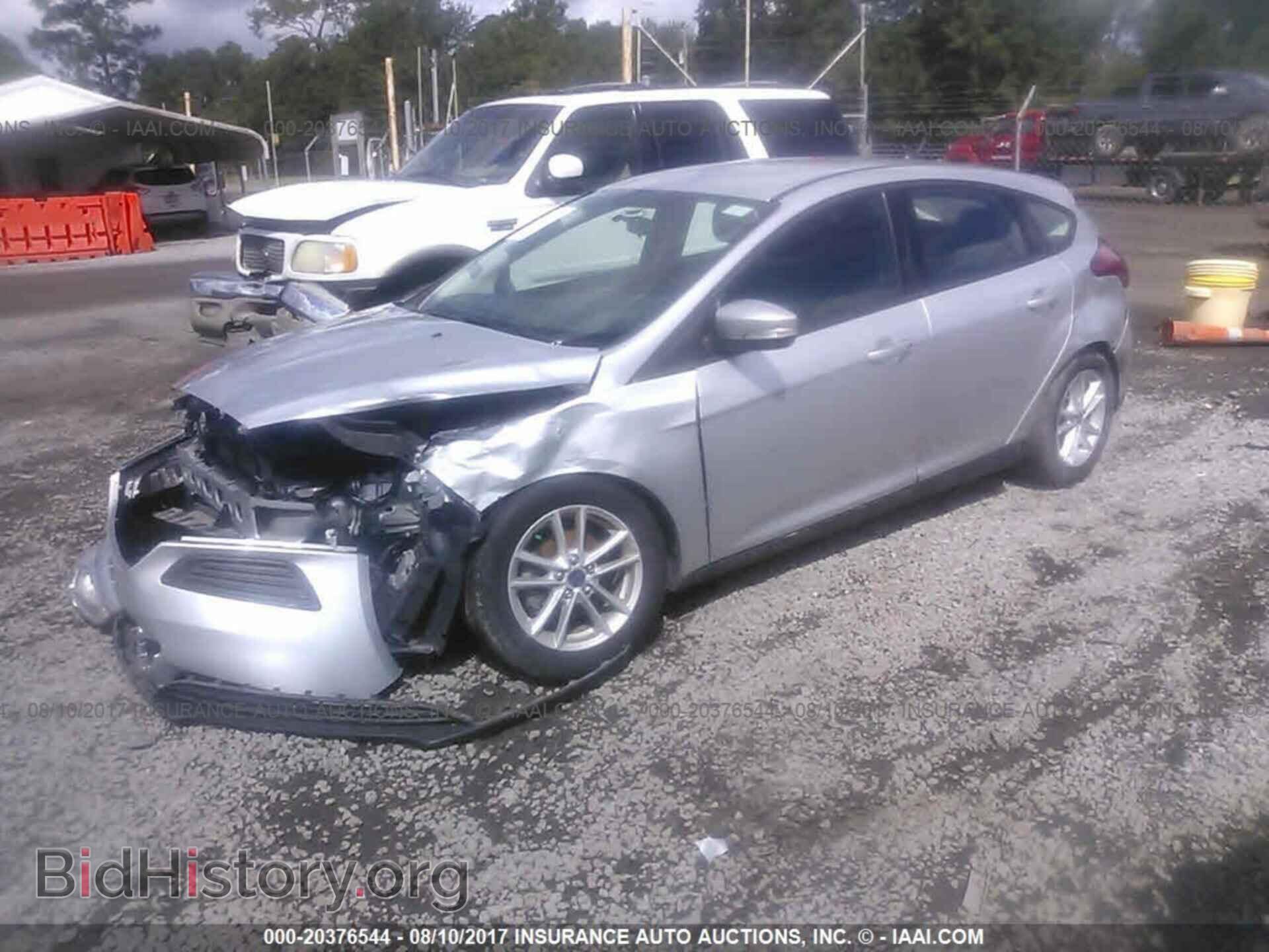 2015 Ford Focus - VIN: 1FADP3K2XFL315625 - Photo 2