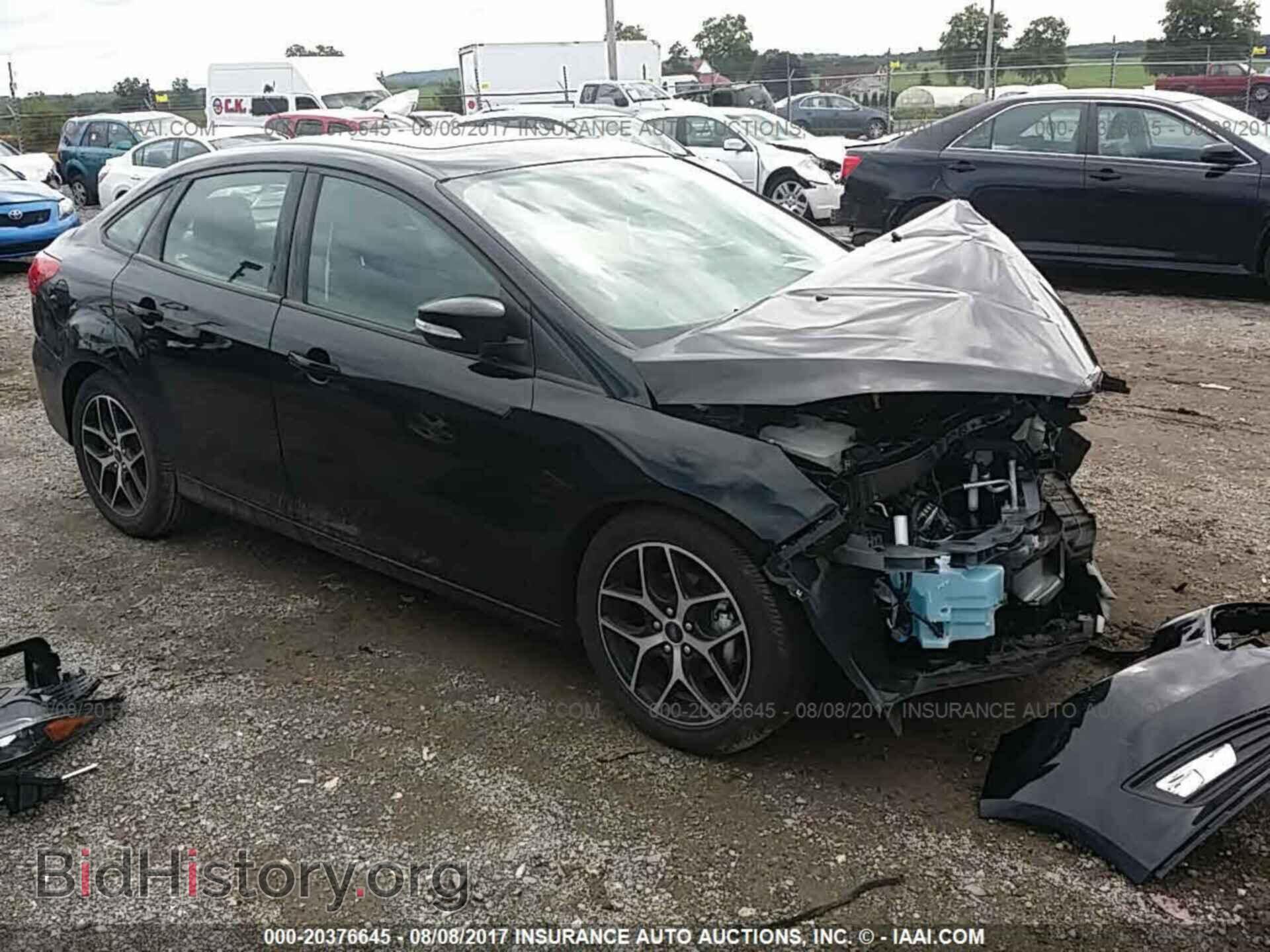 Photo 1FADP3H28HL260263 - Ford Focus 2017