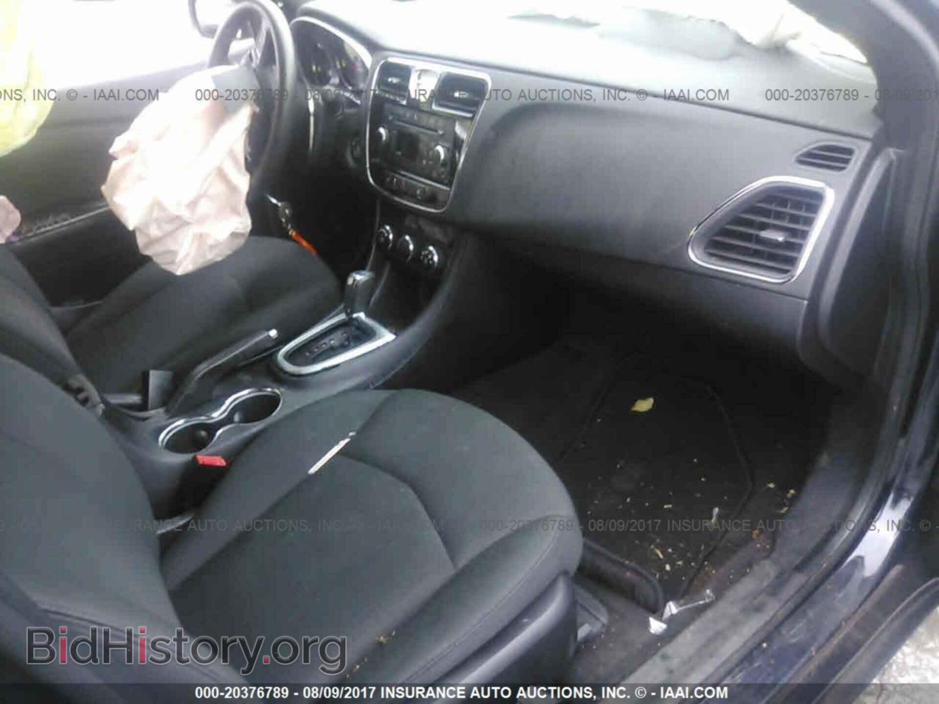 2011 Chrysler 200 - VIN: 1C3BC4FB7BN550449 - Фото 5