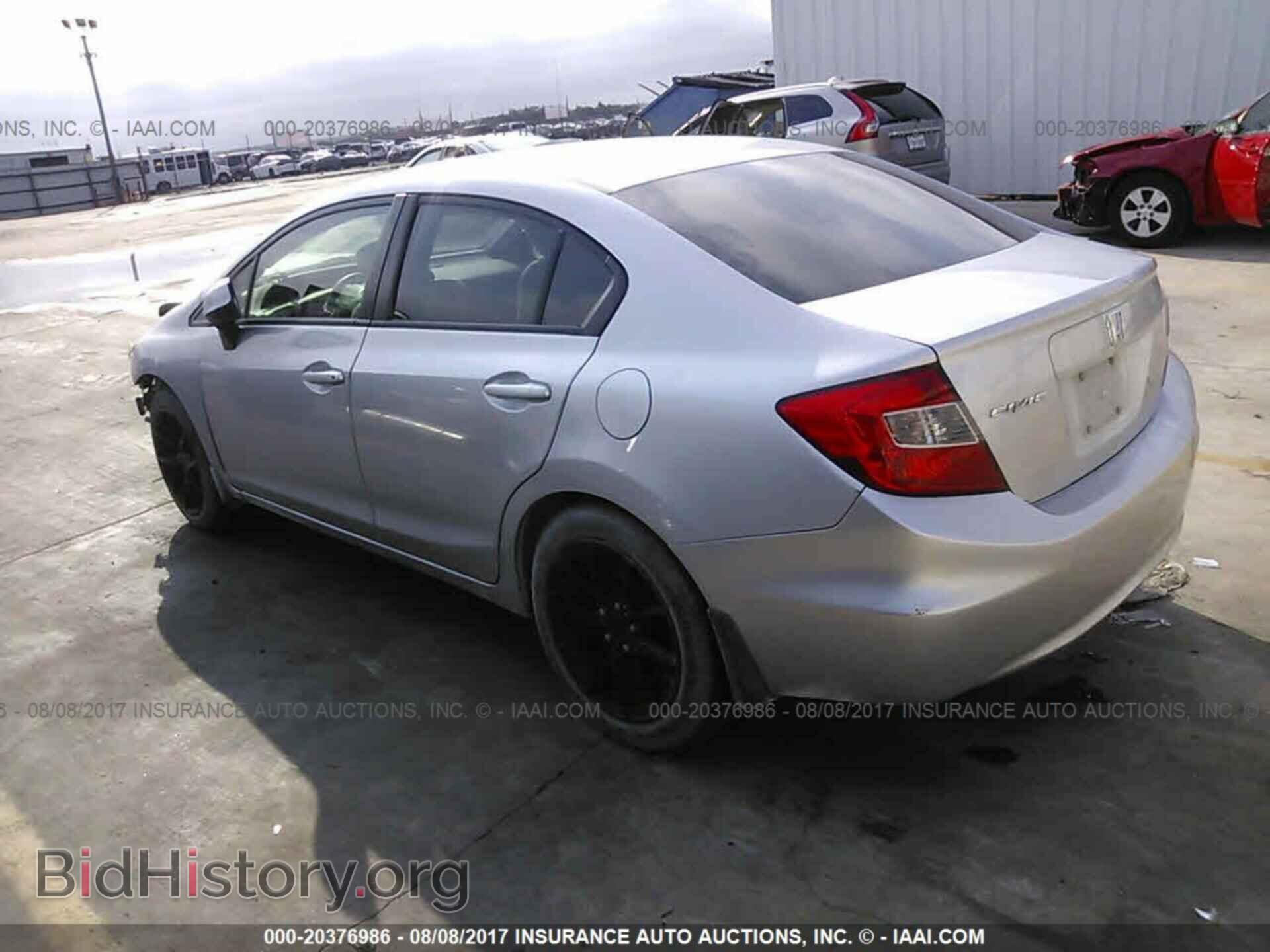 2012 Honda Civic - VIN: 2HGFB2F55CH609363 - Фото 3