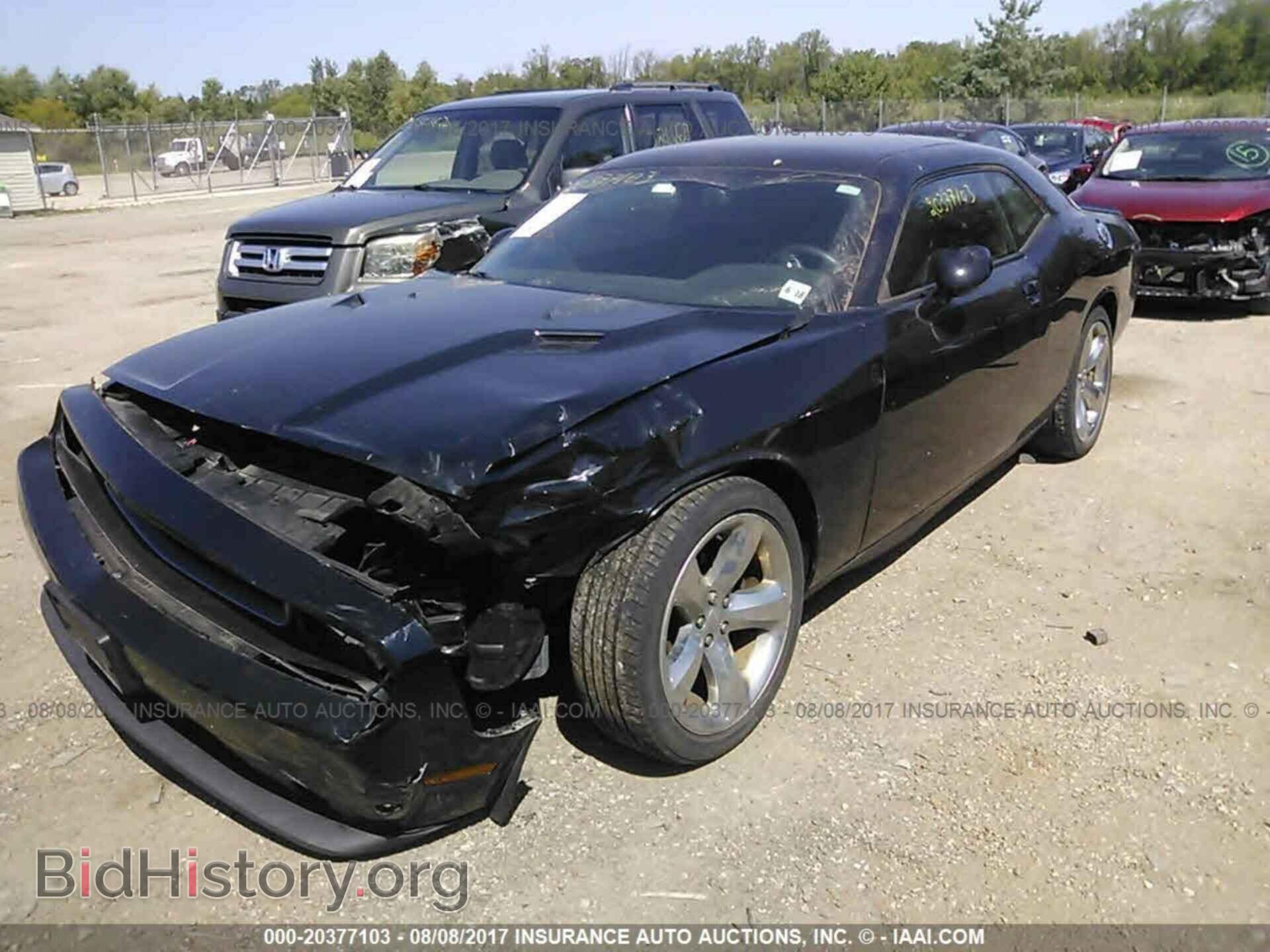 2013 Dodge Challenger - VIN: 2C3CDYAG8DH501512 - Photo 2
