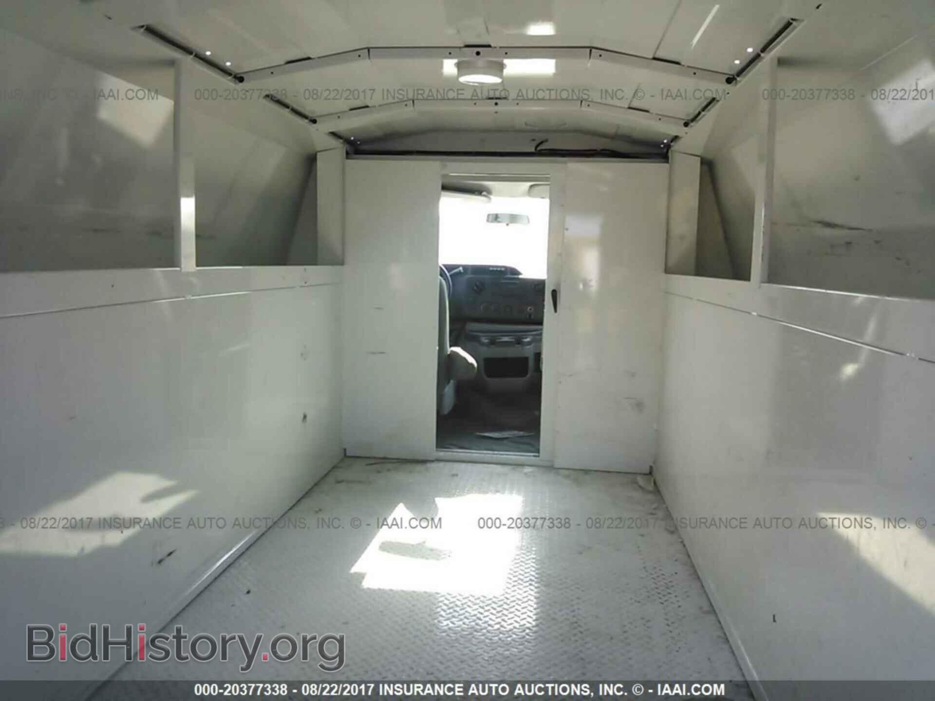 2016 Ford Econoline - VIN: 1FDWE3FL9GDC43772 - Фото 7