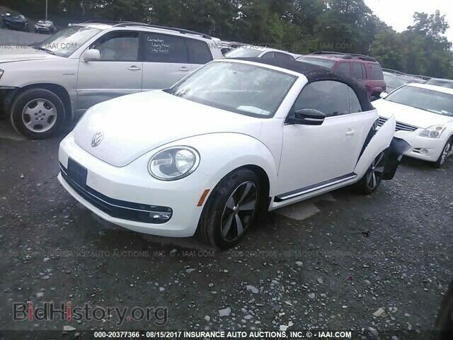 2013 Volkswagen Beetle - VIN: 3VW7A7AT2DM811733 - Фото 2