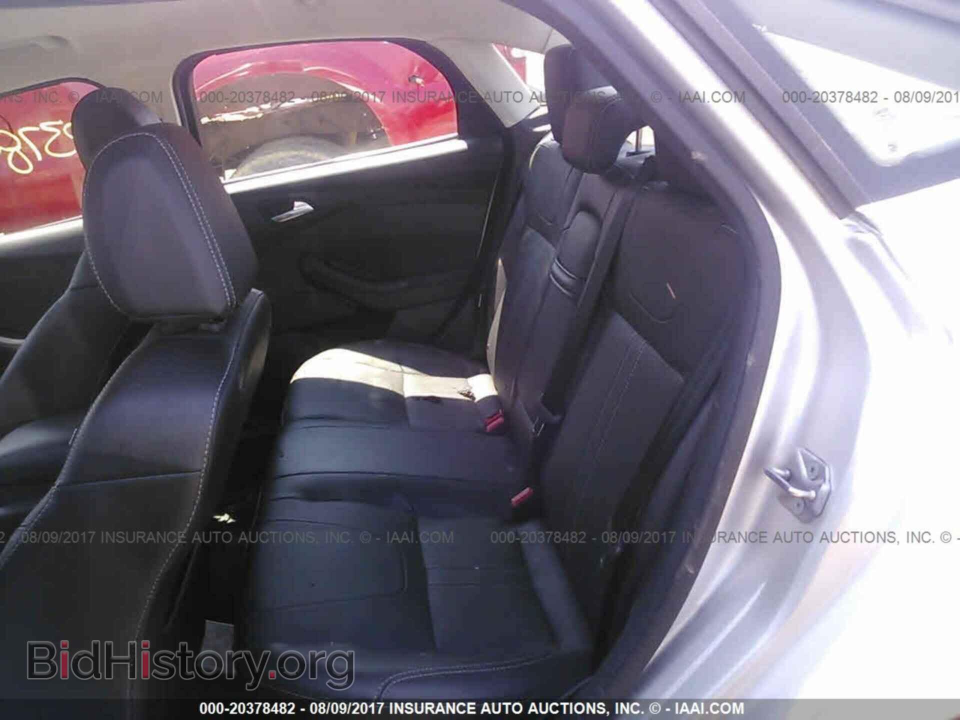 2012 Ford Focus - VIN: 1FAHP3H29CL447604 - Photo 8