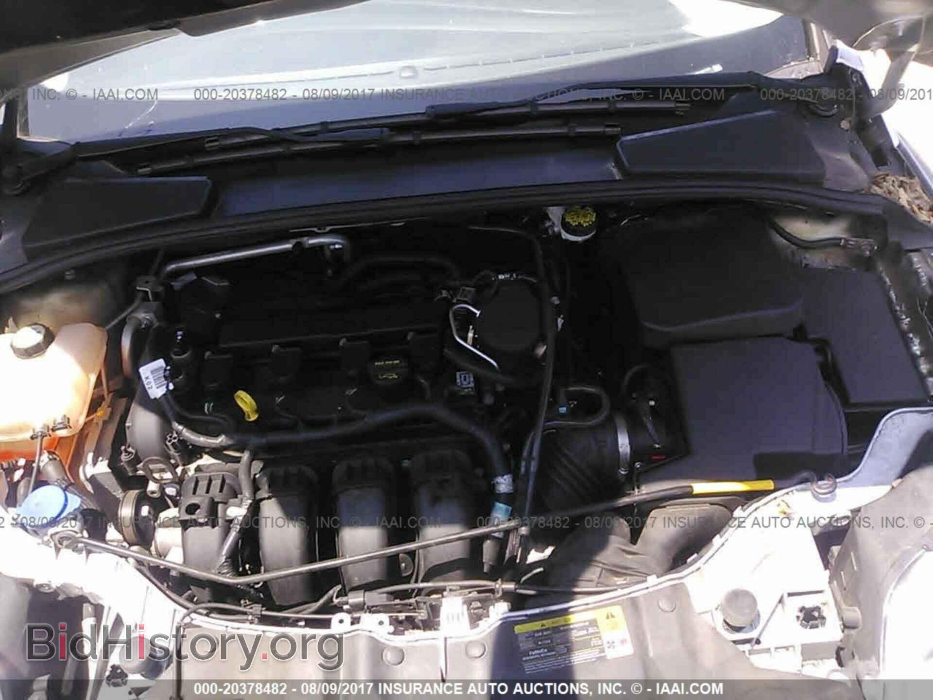 2012 Ford Focus - VIN: 1FAHP3H29CL447604 - Photo 10