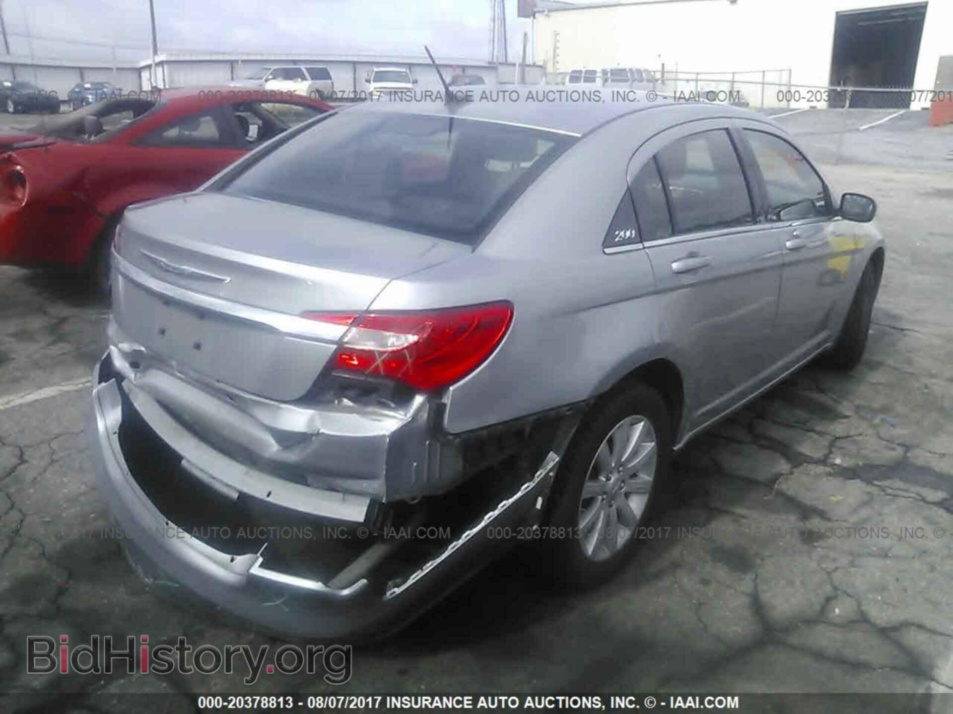 2013 Chrysler 200 - VIN: 1C3CCBBB0DN578983 - Фото 4
