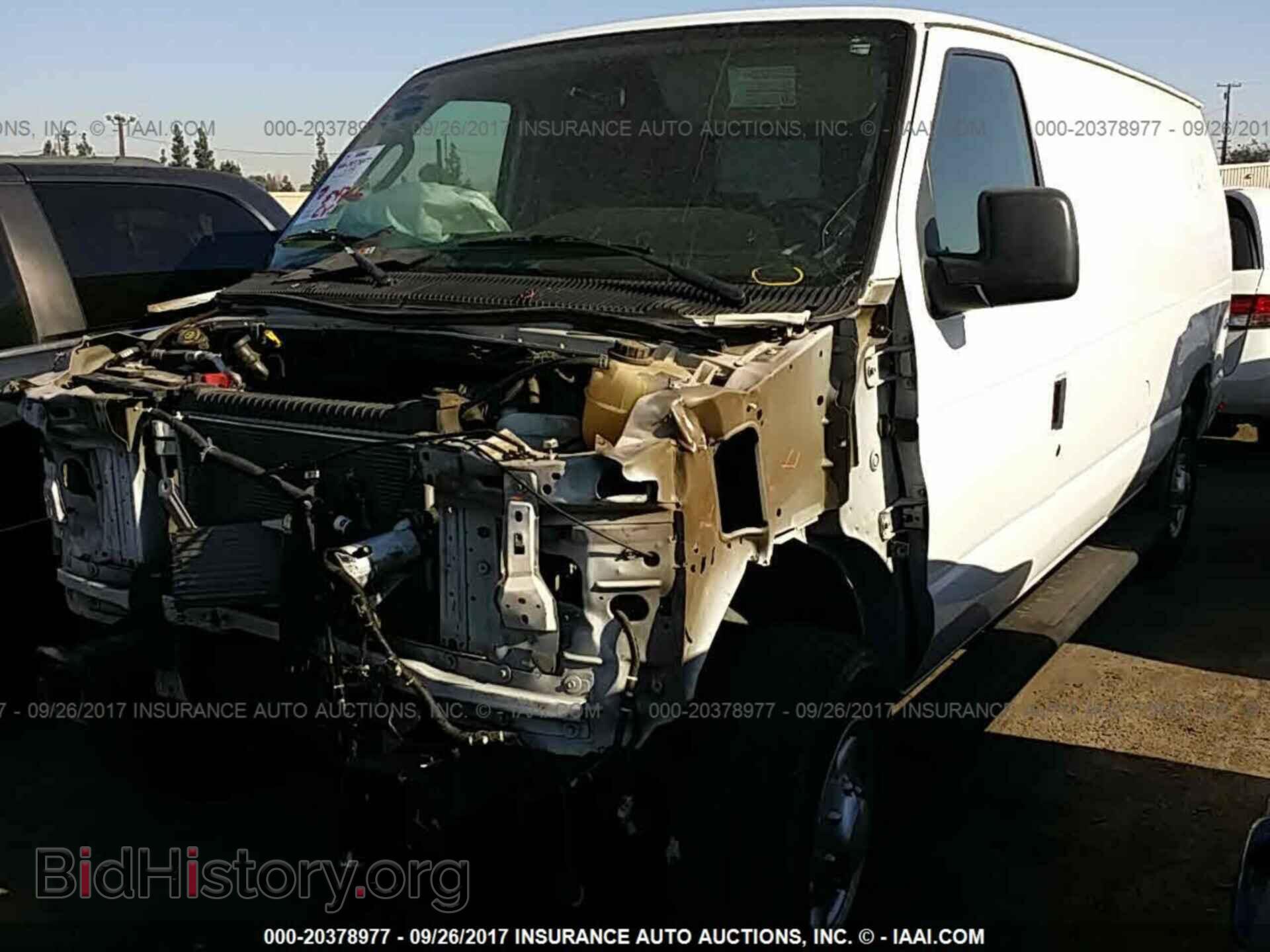 2014 Ford Econoline - VIN: 1FTNE2EW8EDA63797 - Фото 2