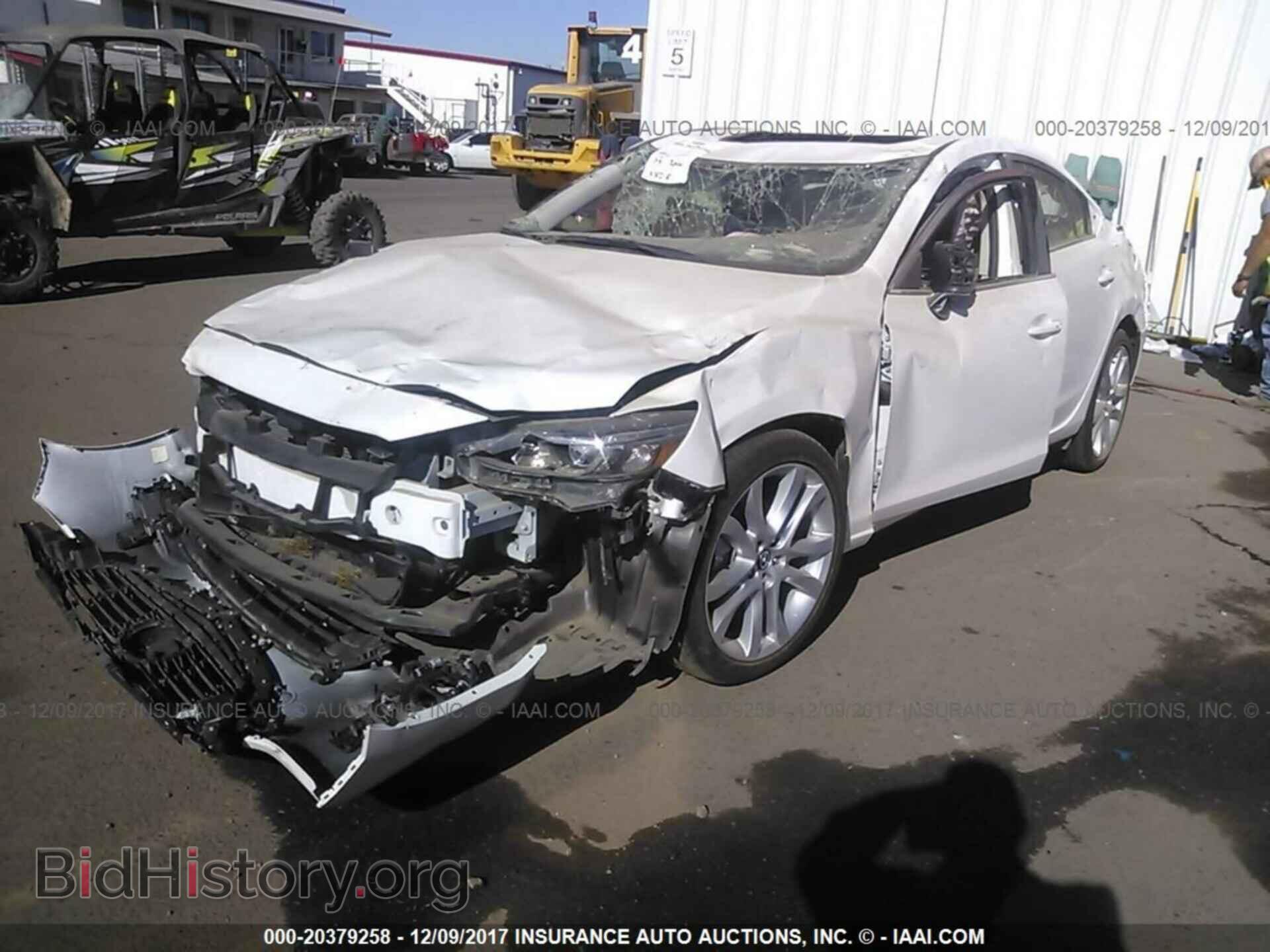 2017 Mazda 6 - VIN: JM1GL1V57H1101591 - Photo 2