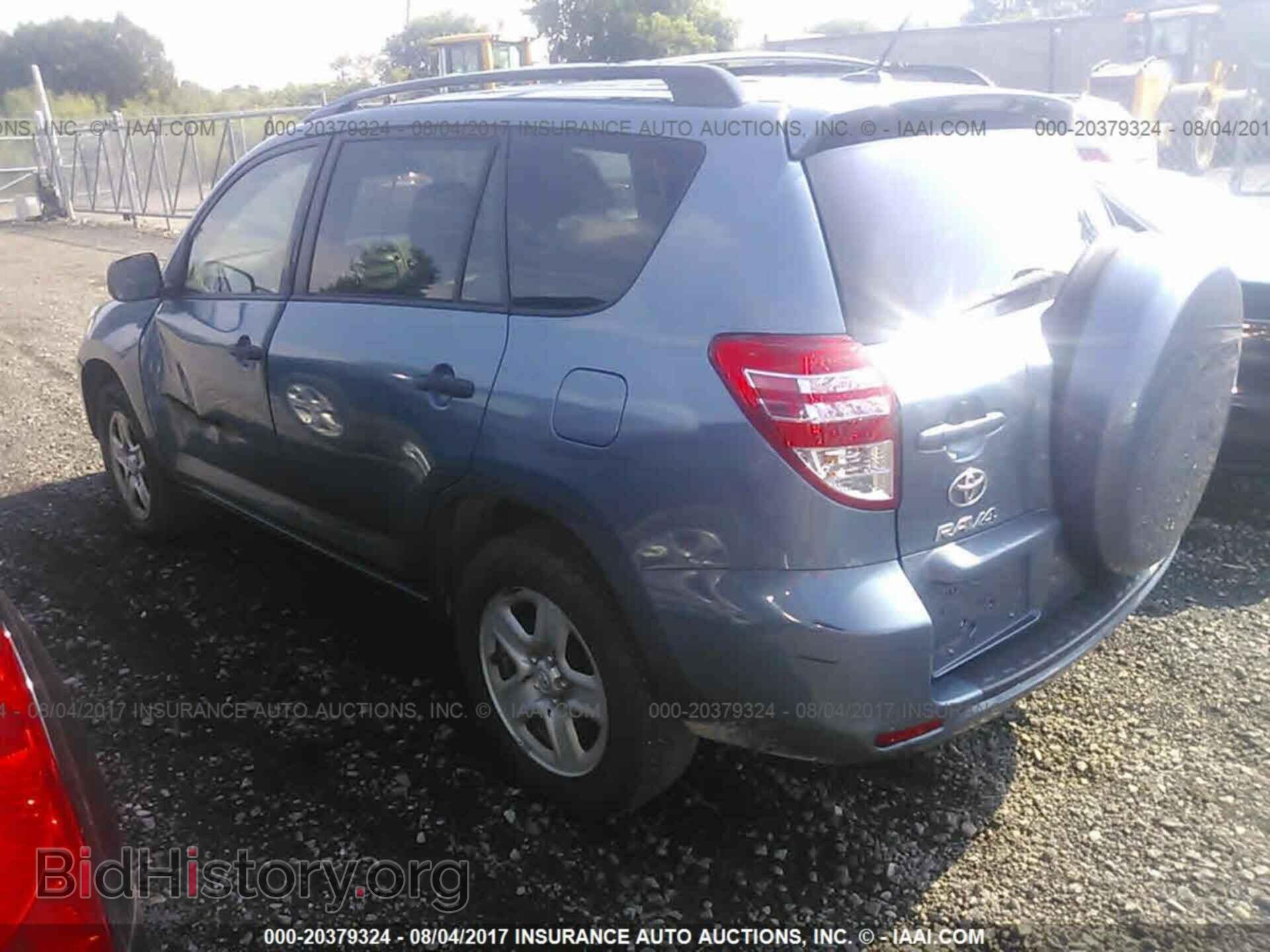 2011 Toyota Rav4 - VIN: 2T3BF4DV6BW138144 - Photo 3