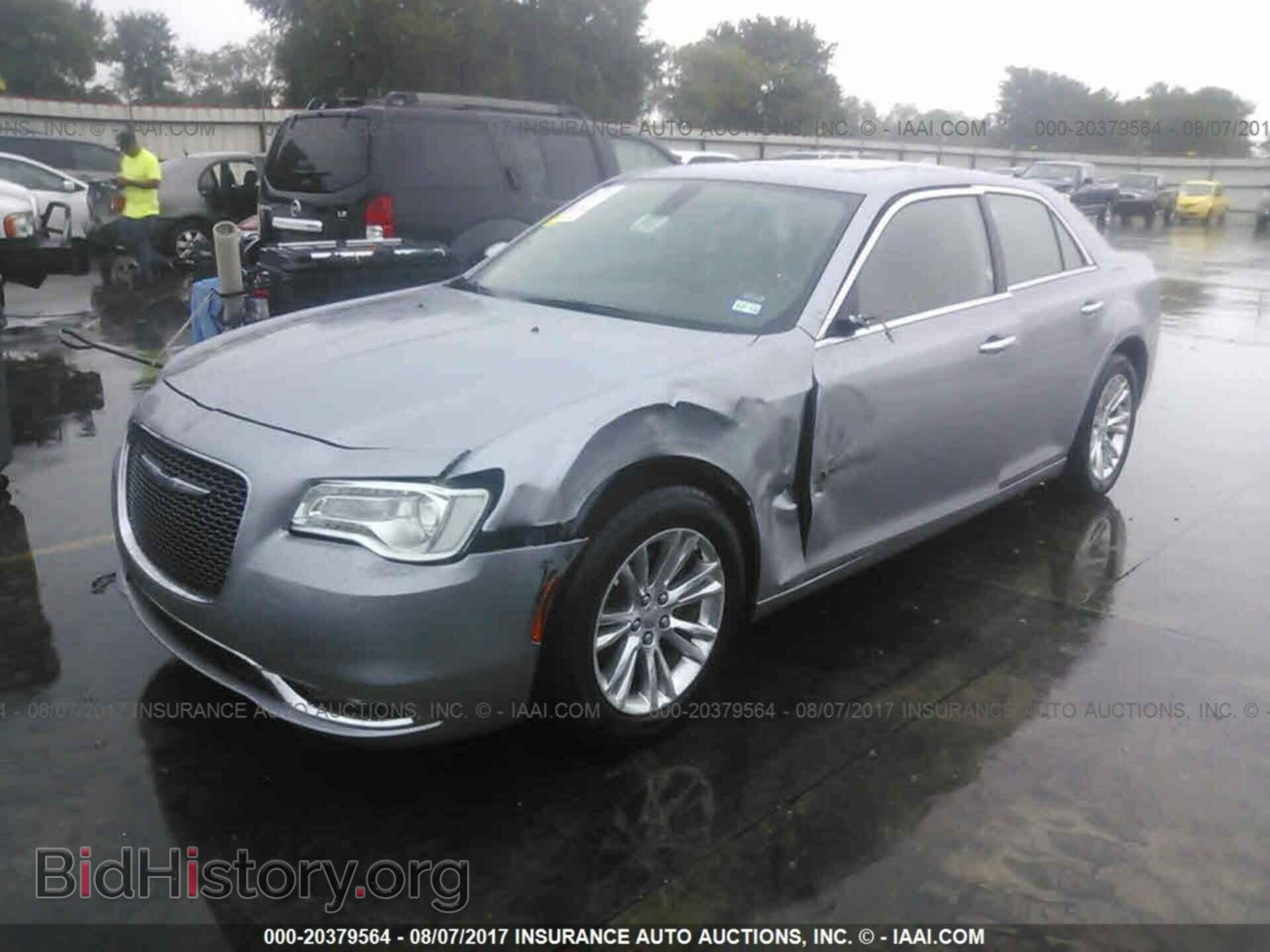 2017 Chrysler 300c - VIN: 2C3CCAEG6HH559824 - Фото 2
