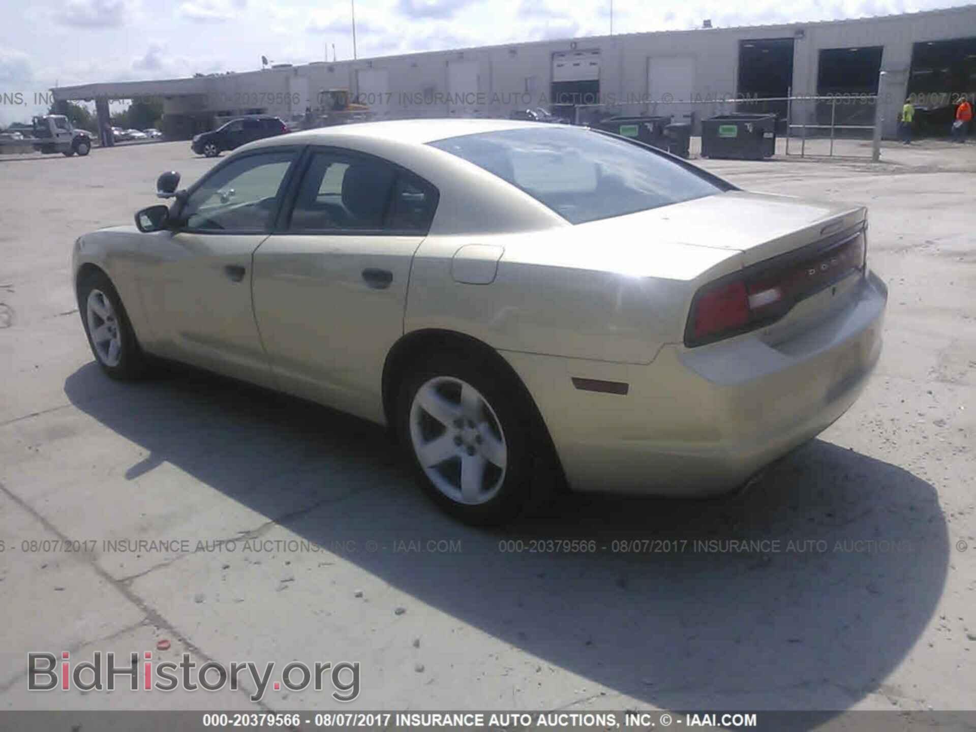 2013 Dodge Charger - VIN: 2C3CDXAT2DH717203 - Photo 3