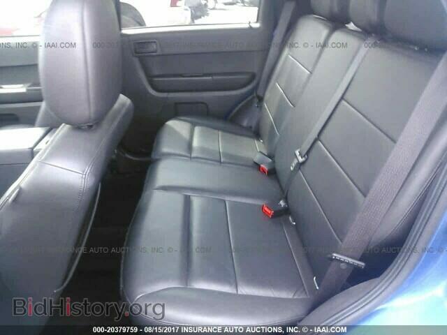 2011 Ford Escape - VIN: 1FMCU9DG4BKB52024 - Photo 8