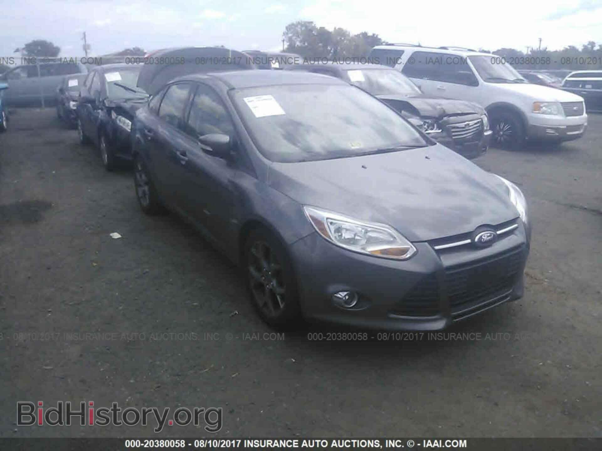 Photo 1FADP3F28EL127517 - Ford Focus 2014