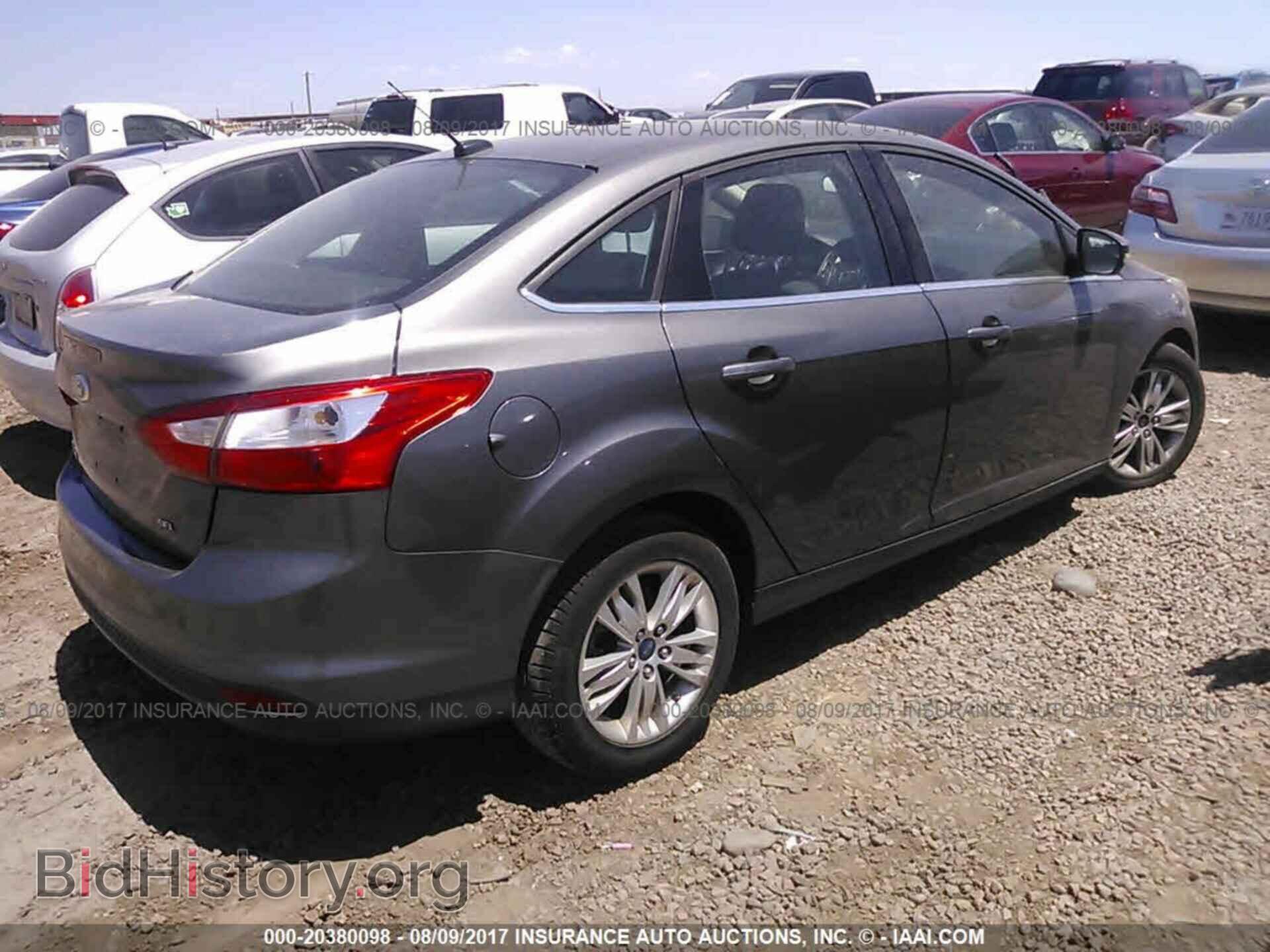 2012 Ford Focus - VIN: 1FAHP3H20CL244827 - Фото 4