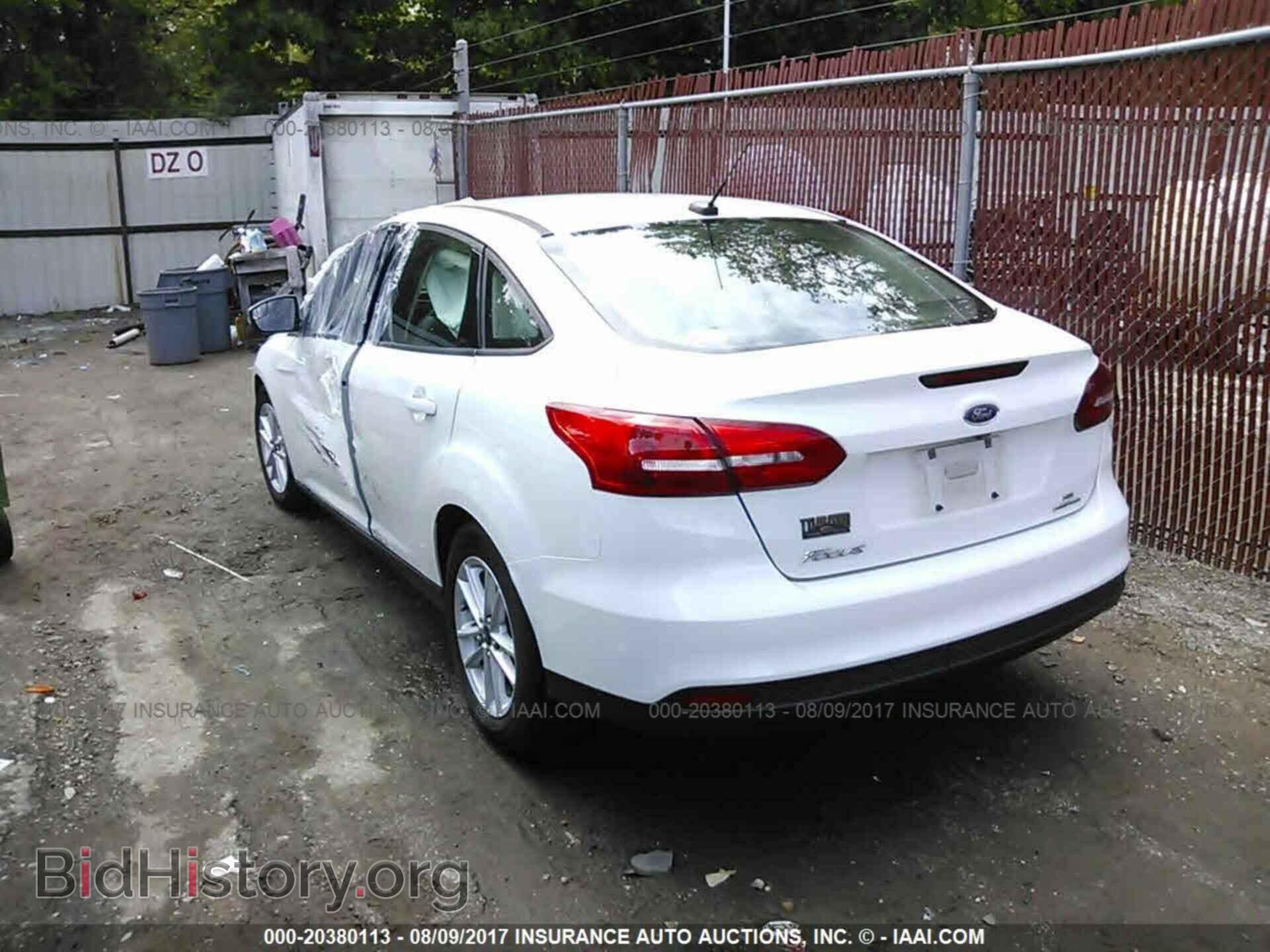 2015 Ford Focus - VIN: 1FADP3F27FL313647 - Фото 3
