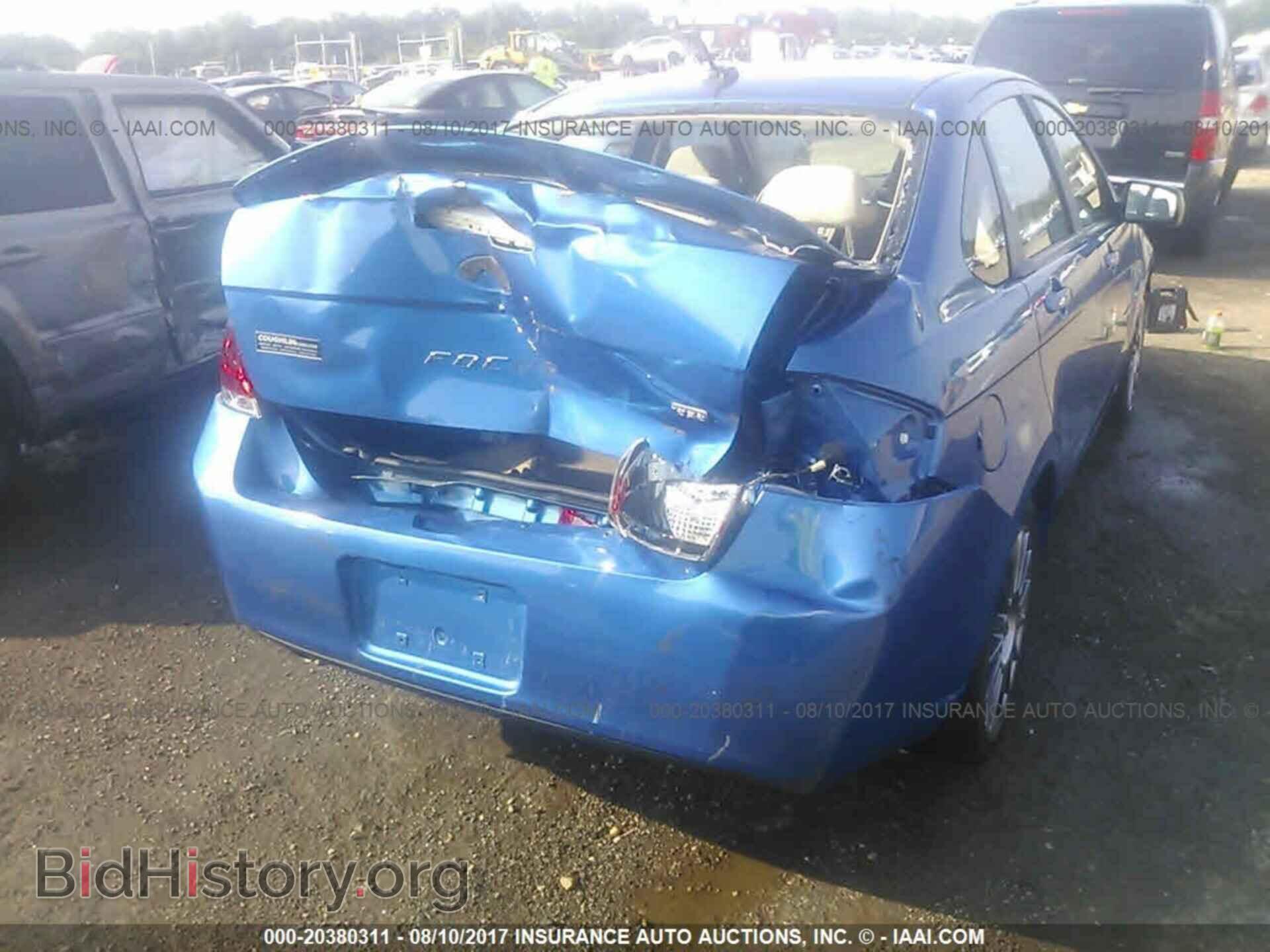 2011 Ford Focus - VIN: 1FAHP3GN2BW176233 - Photo 6