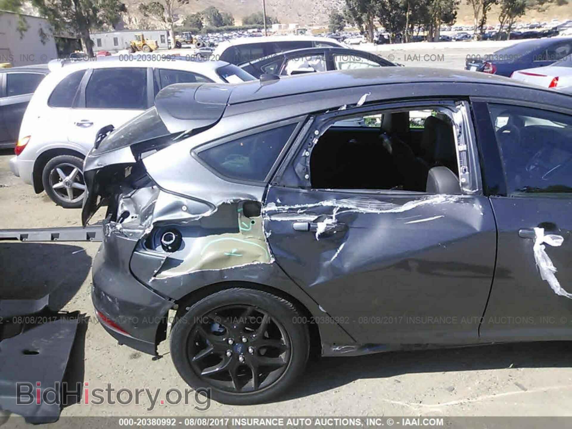 2016 Ford Focus - VIN: 1FADP3K2XGL246257 - Фото 6