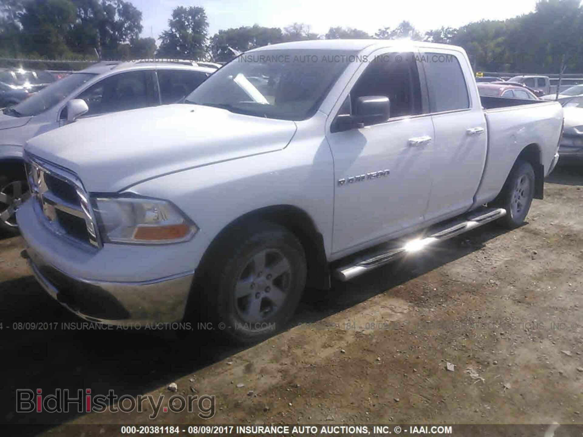 2011 Dodge Ram 1500 - VIN: 1D7RV1GPXBS675420 - Фото 2