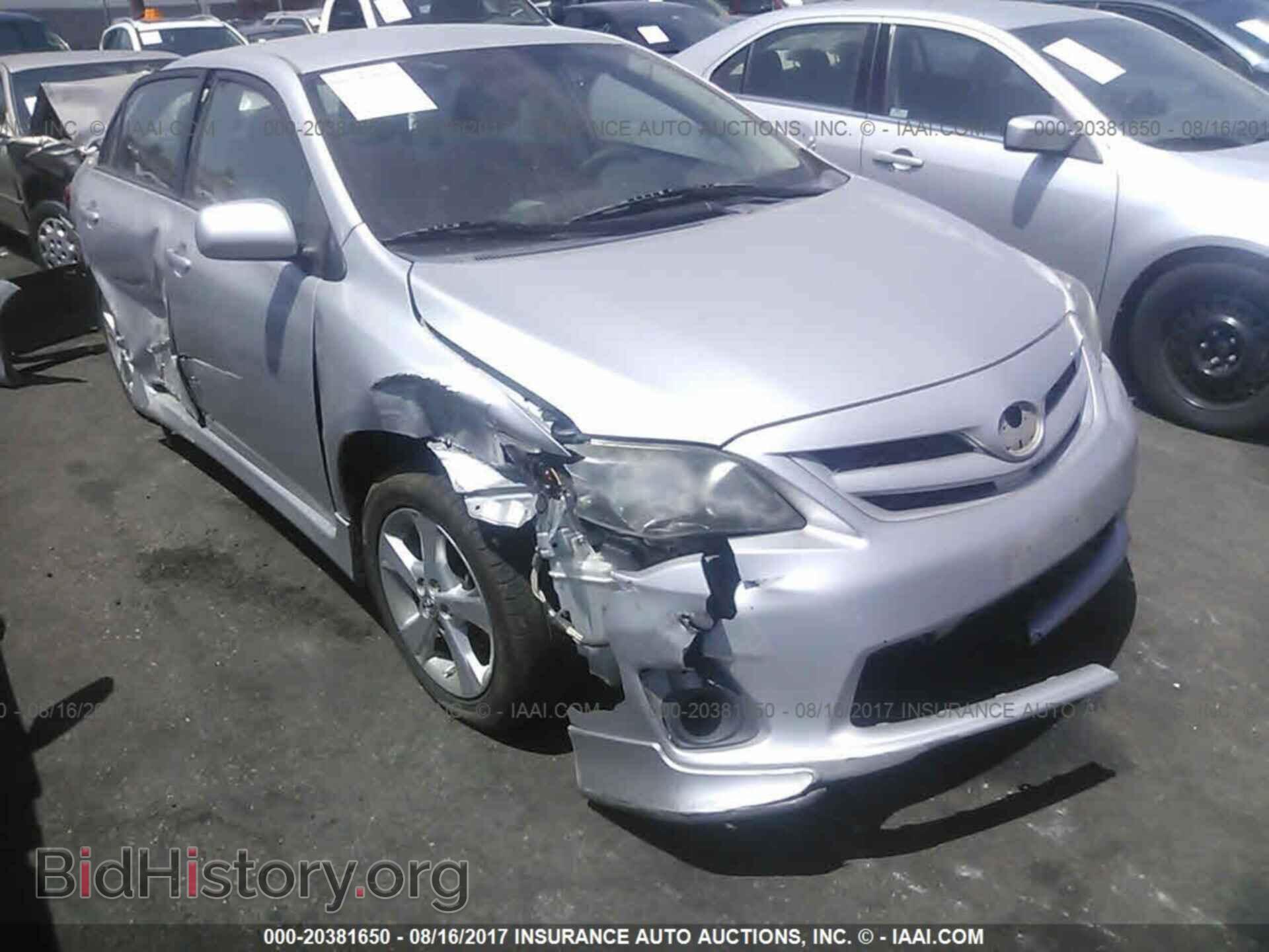 Photo 2T1BU4EEXBC637656 - Toyota Corolla 2011
