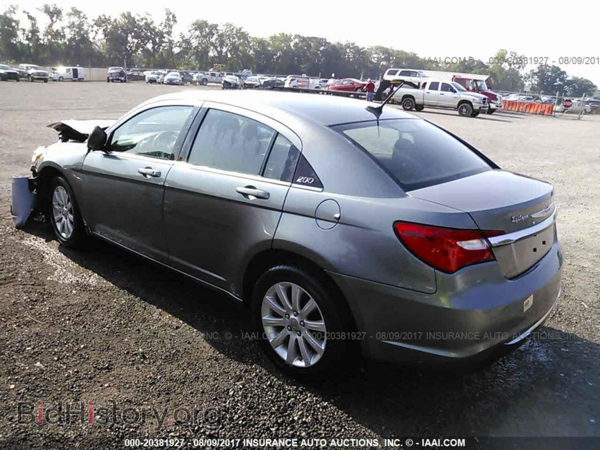 2012 Chrysler 200 - VIN: 1C3CCBBB9CN283735 - Photo 3