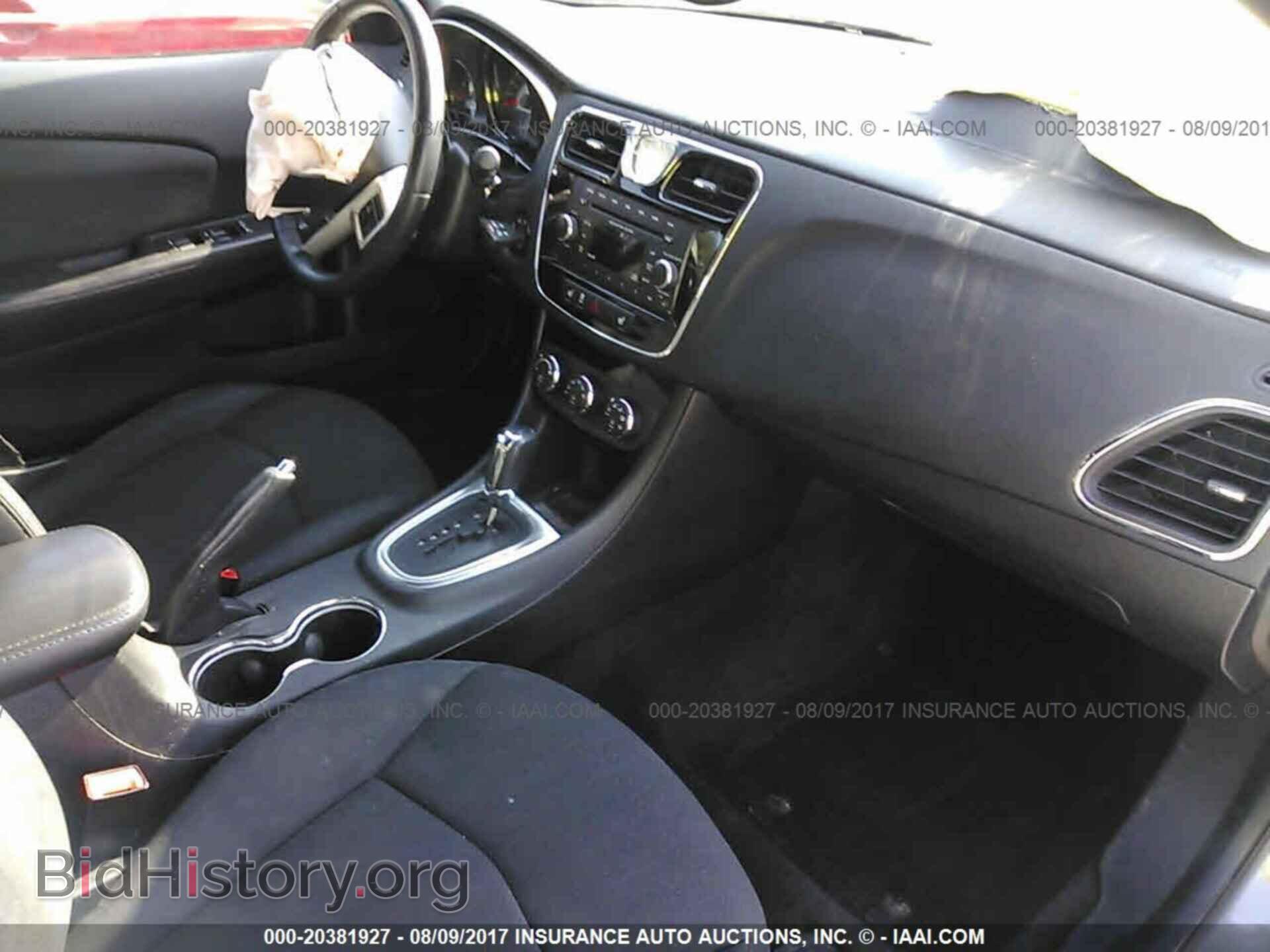 2012 Chrysler 200 - VIN: 1C3CCBBB9CN283735 - Photo 5